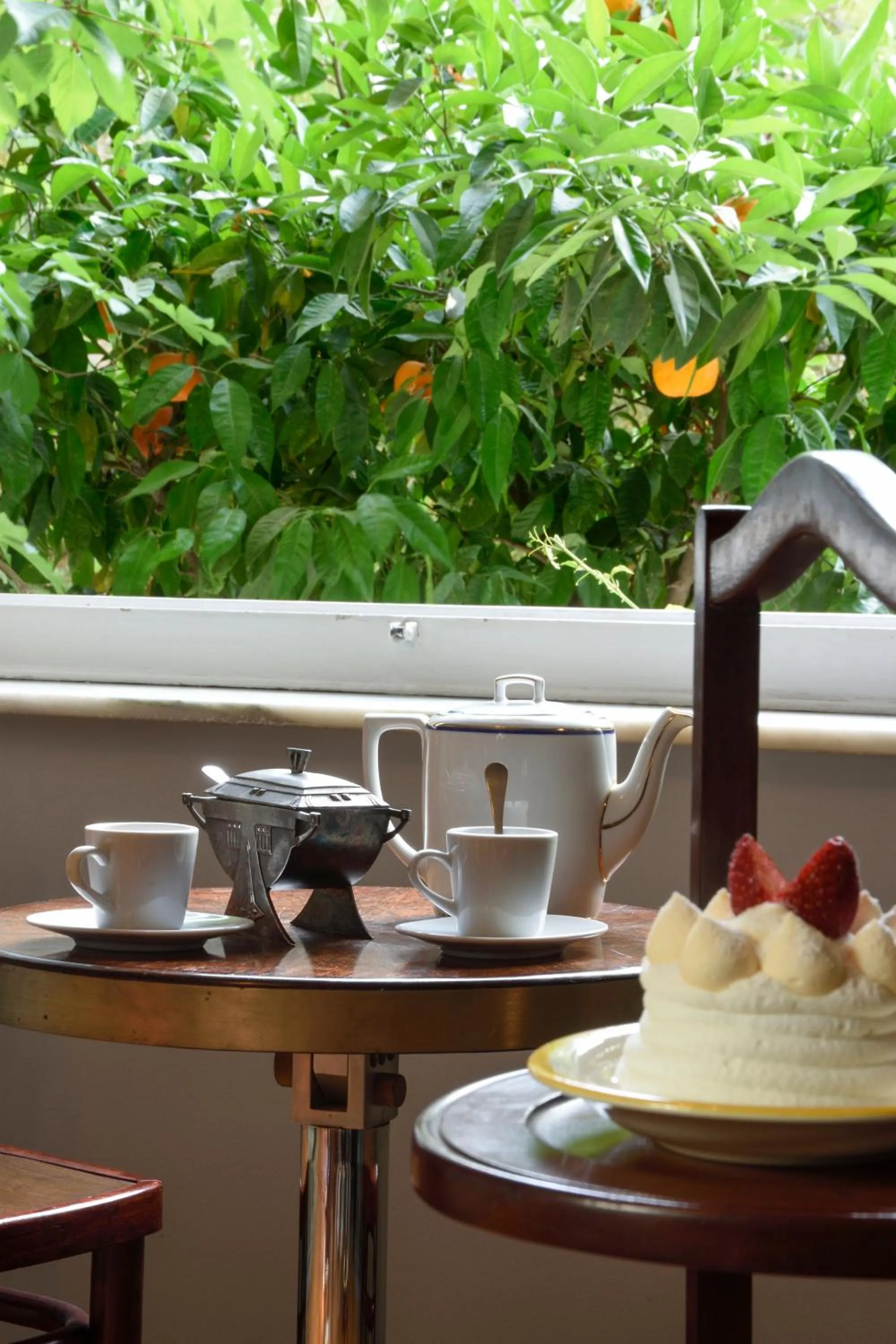 Communal lounge/ TV room in Athens Green Apartments