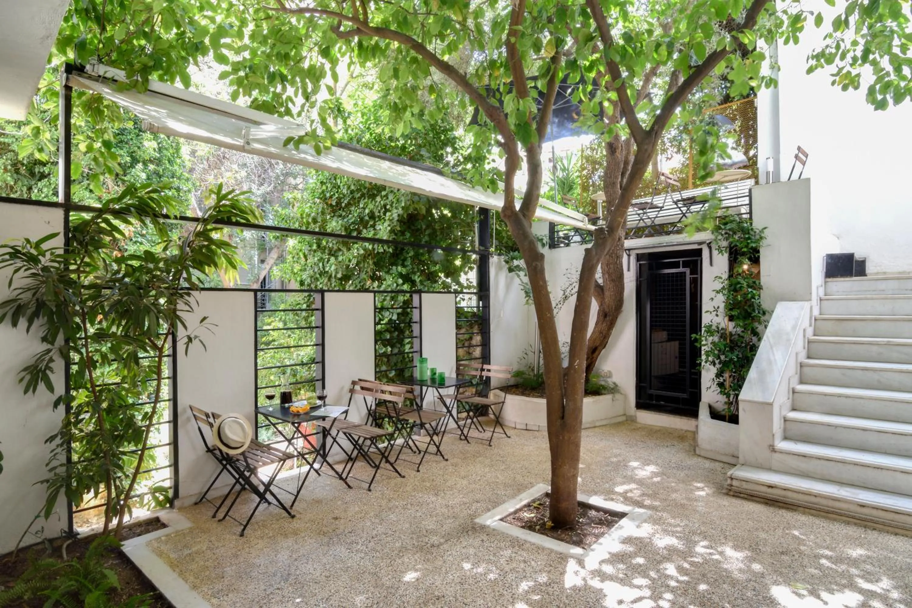 Patio in Athens Green Apartments