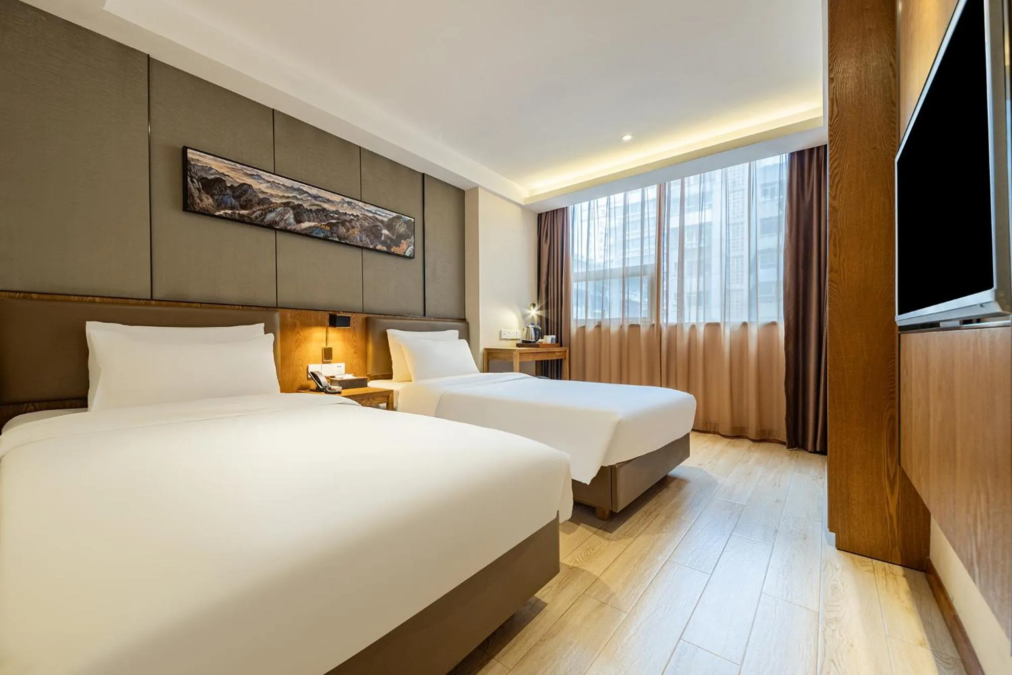 Bed in Home Inn Guiyang Railway Station