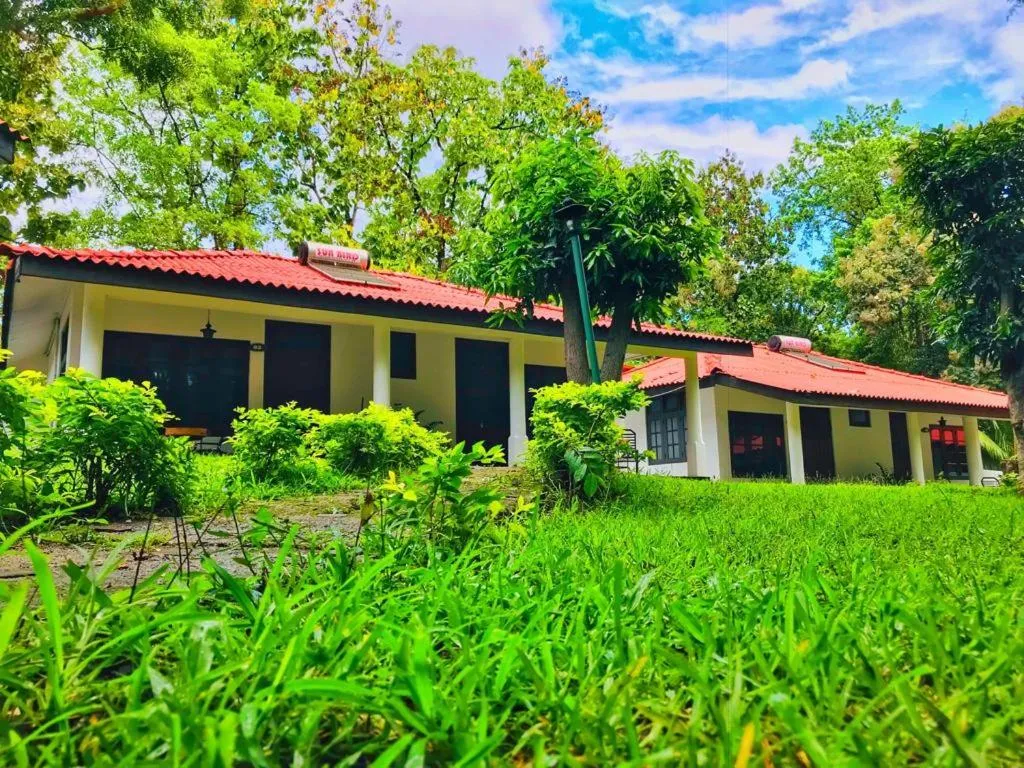 Garden view in Dambulu Oya Family Park