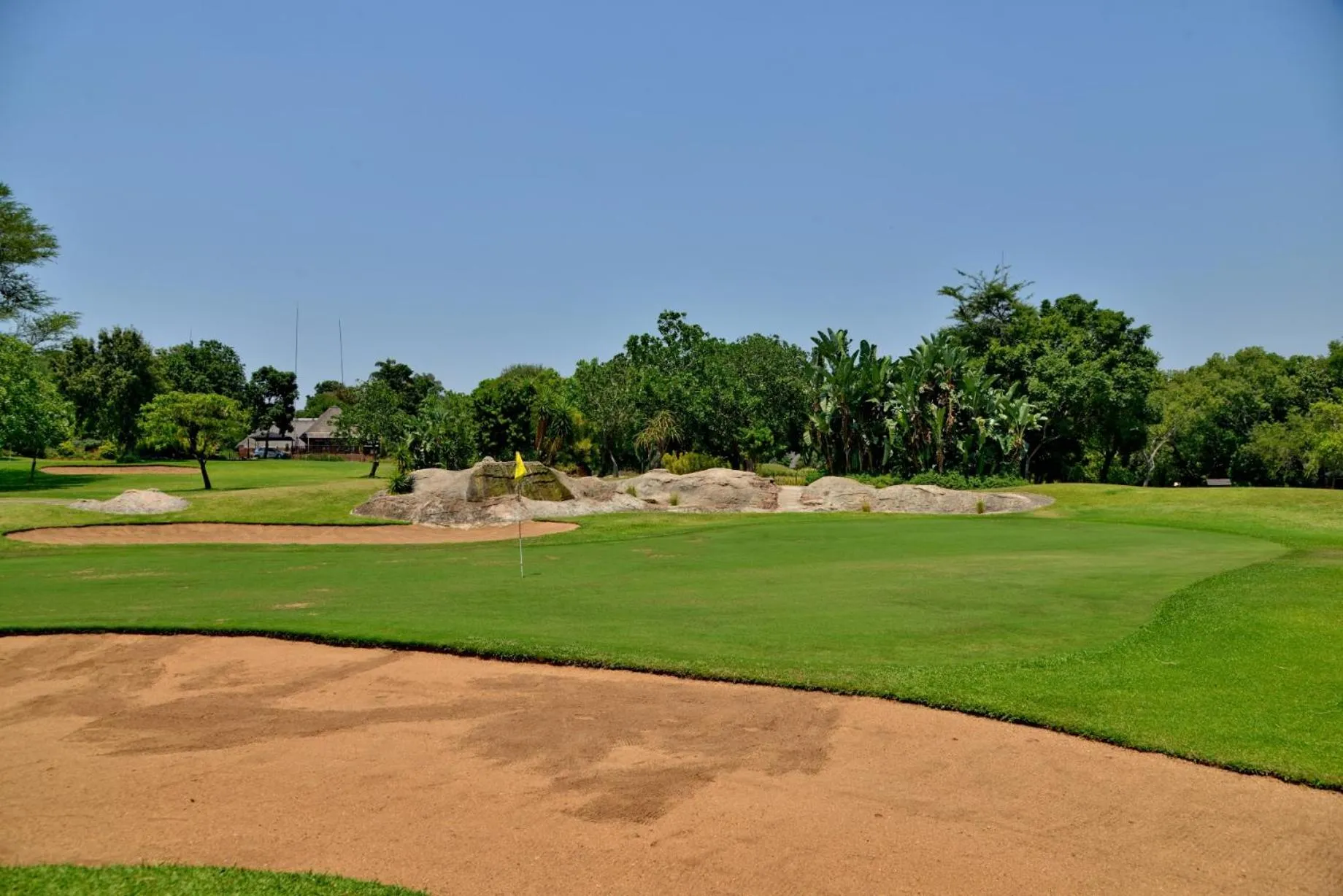 Garden in Cambalala - Luxury Units - in Kruger Park Lodge - Serviced Daily, Free Wi-Fi
