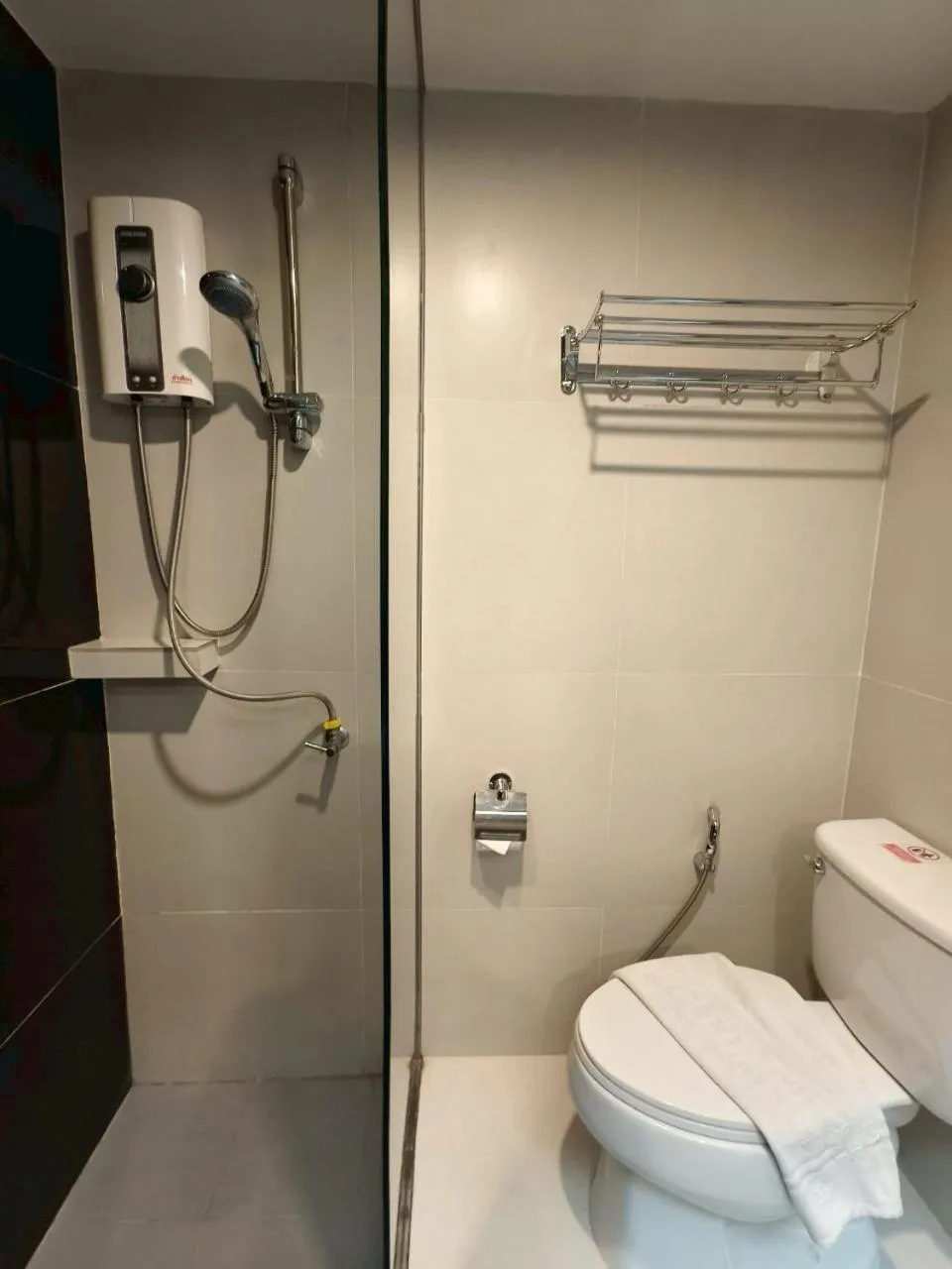 Shower in Buritel Hotel