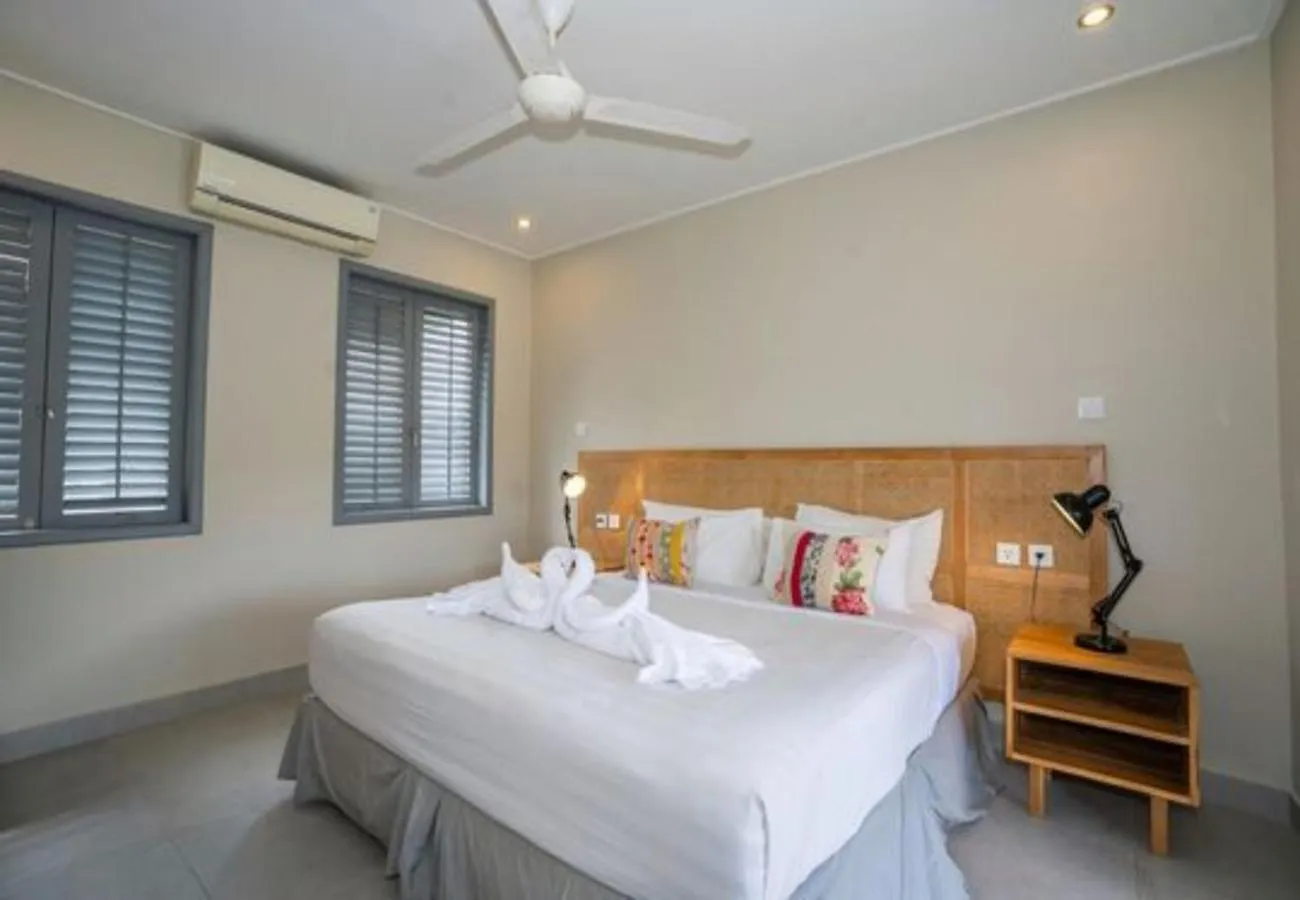 Bathroom, Bed in The Peacock Inn