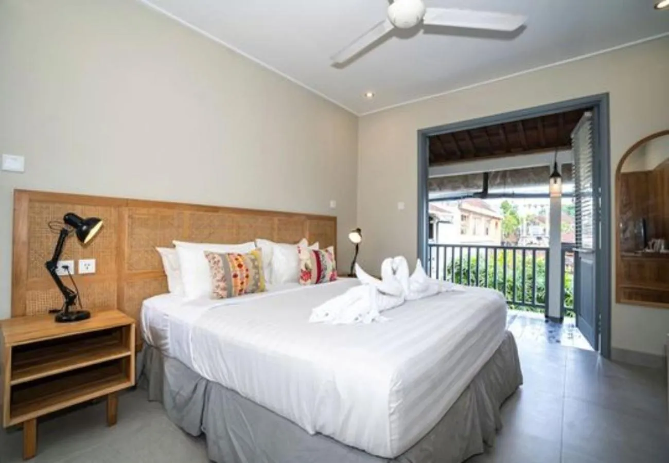 Bed in The Peacock Inn