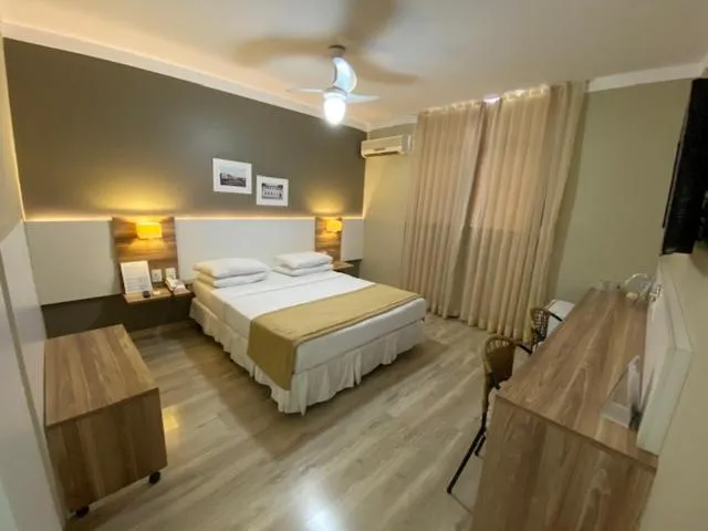 Bed in JB Palace Hotel