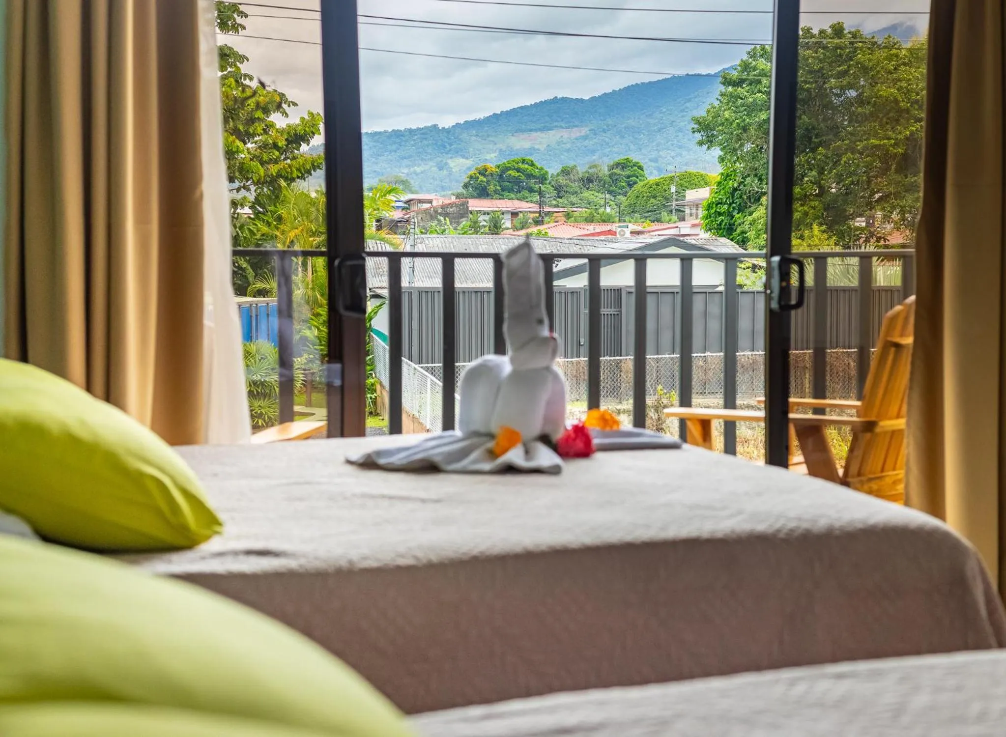 View (from property/room), Bed in Hotel Secreto La Fortuna