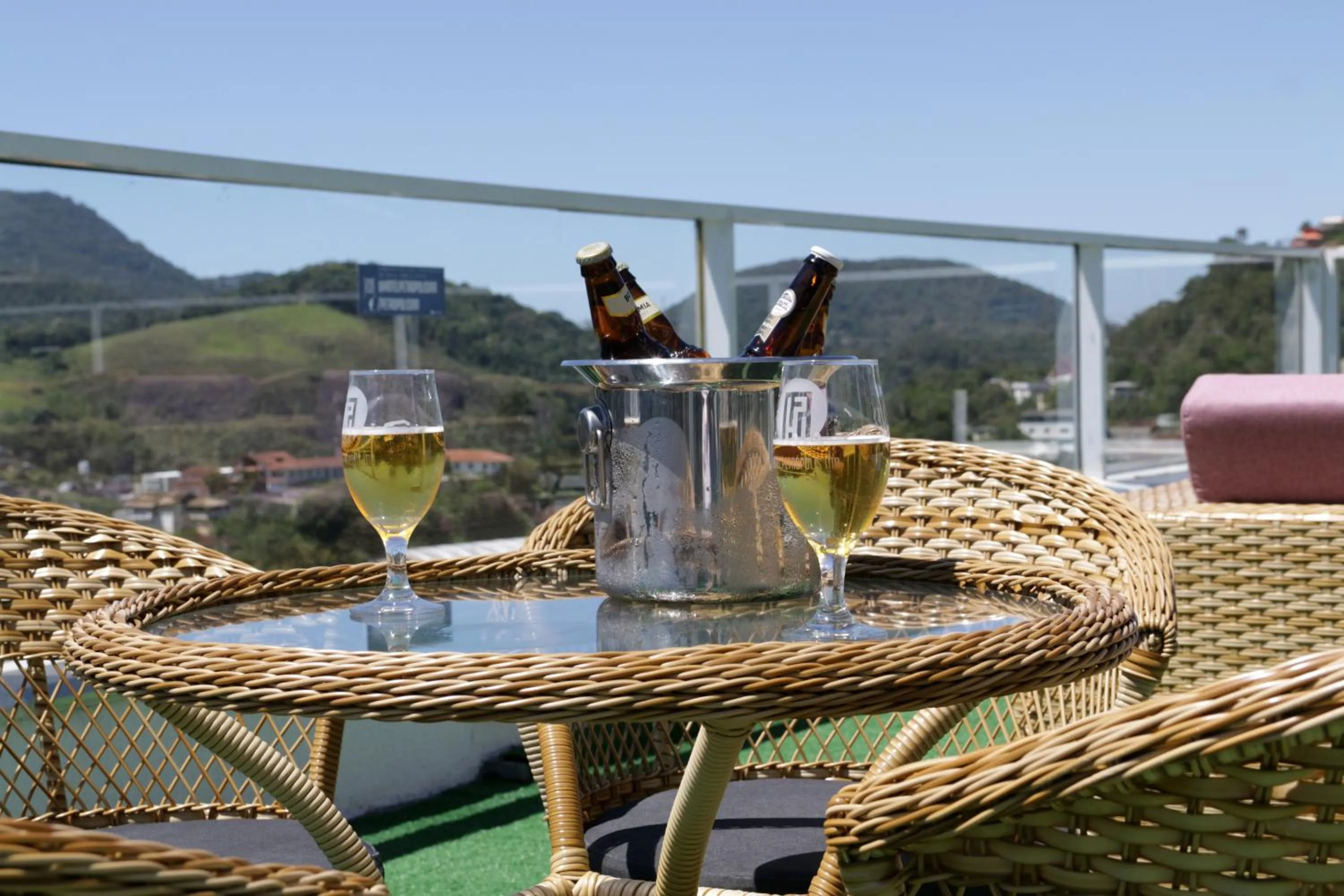 Lounge or bar in Hotel Petropolis Inn