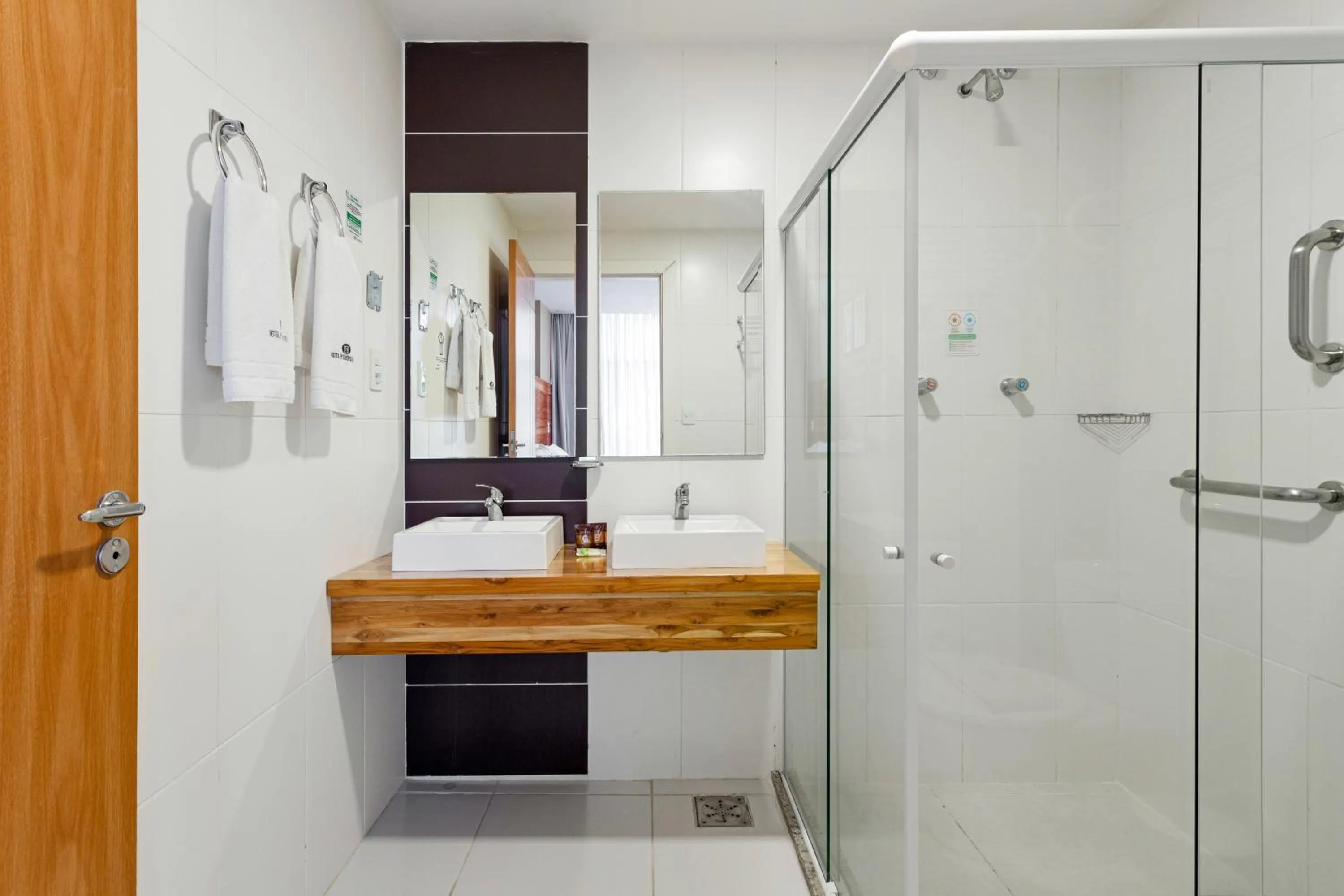 Bathroom in Hotel Petropolis Inn