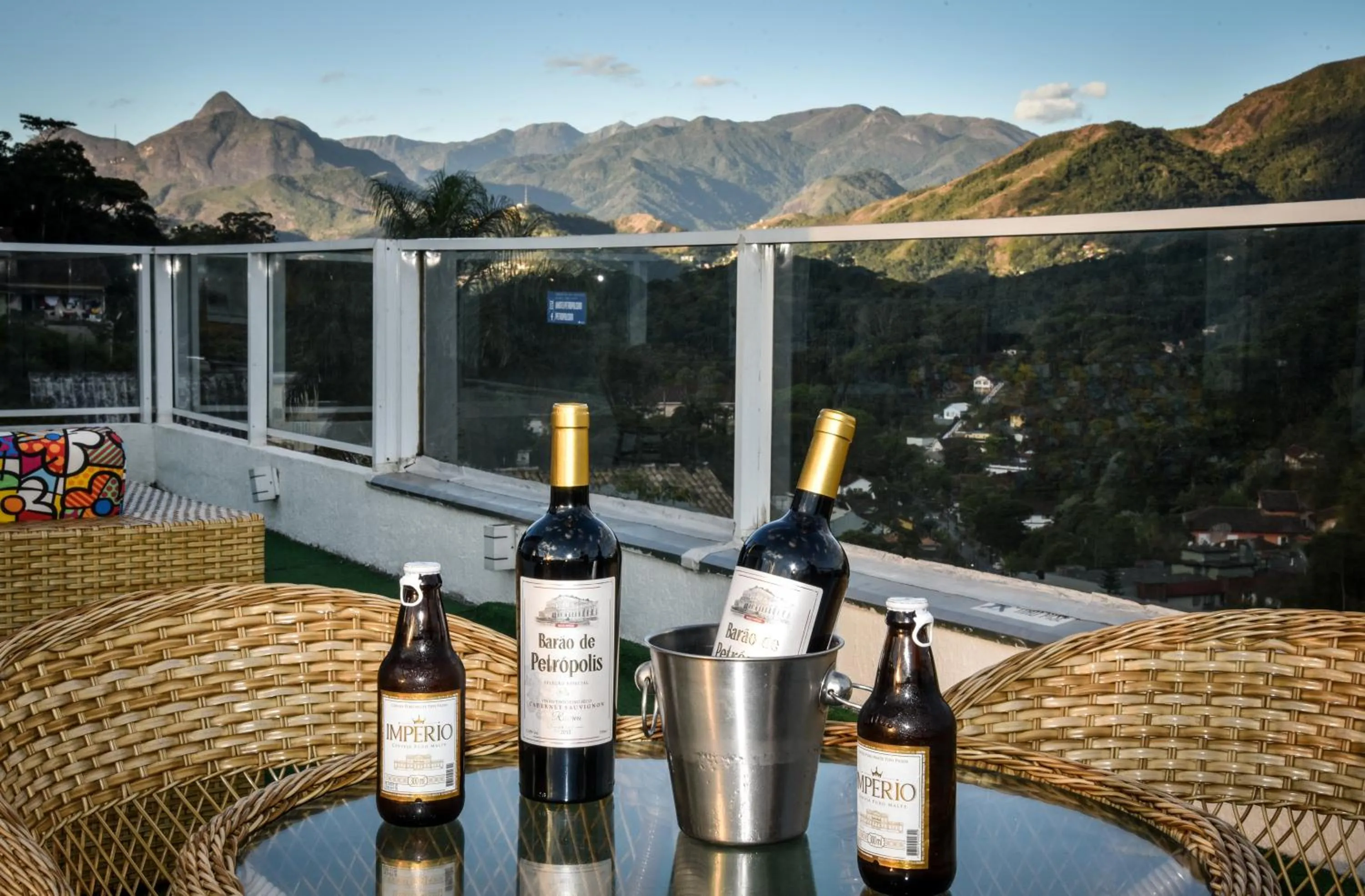 Balcony/Terrace in Hotel Petropolis Inn