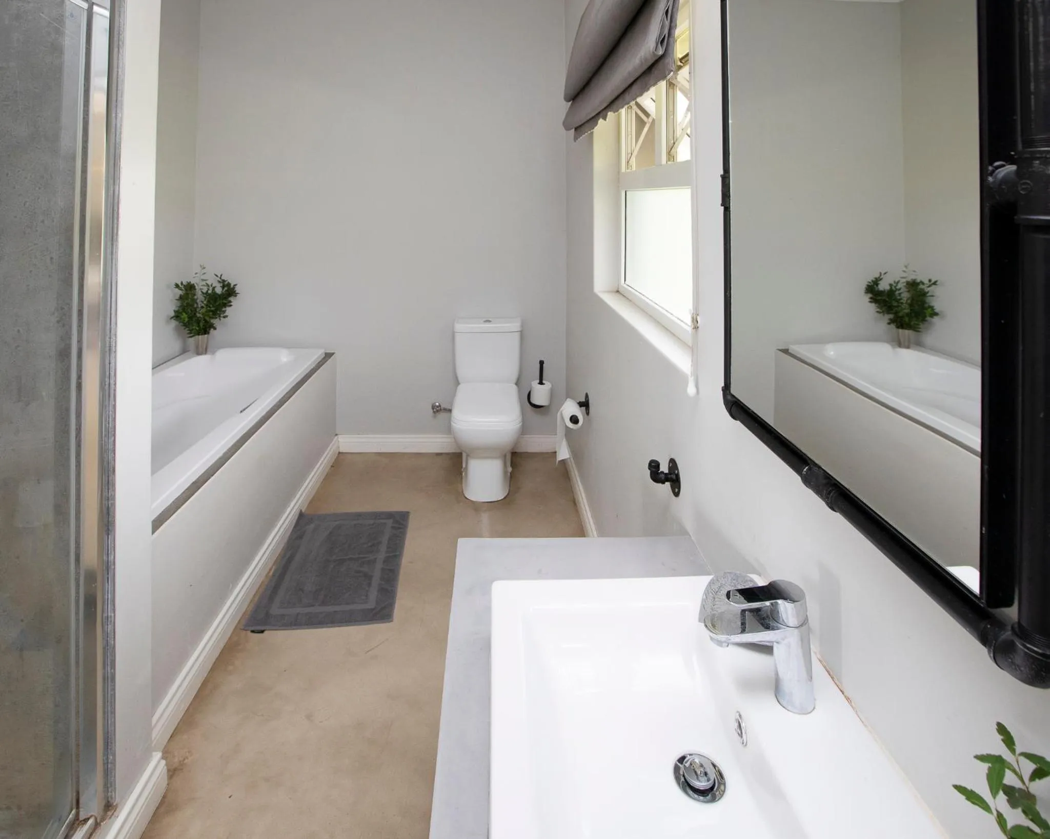 Bathroom in Fordoun Hotel and Spa