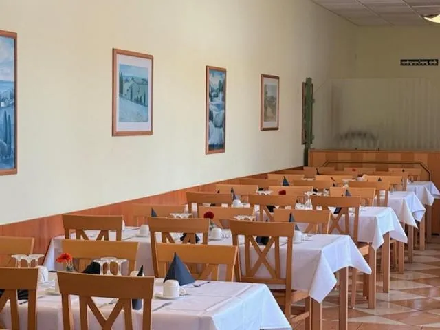 Restaurant/places to eat in Sportschule Bitburg - Sportpark-Hotel