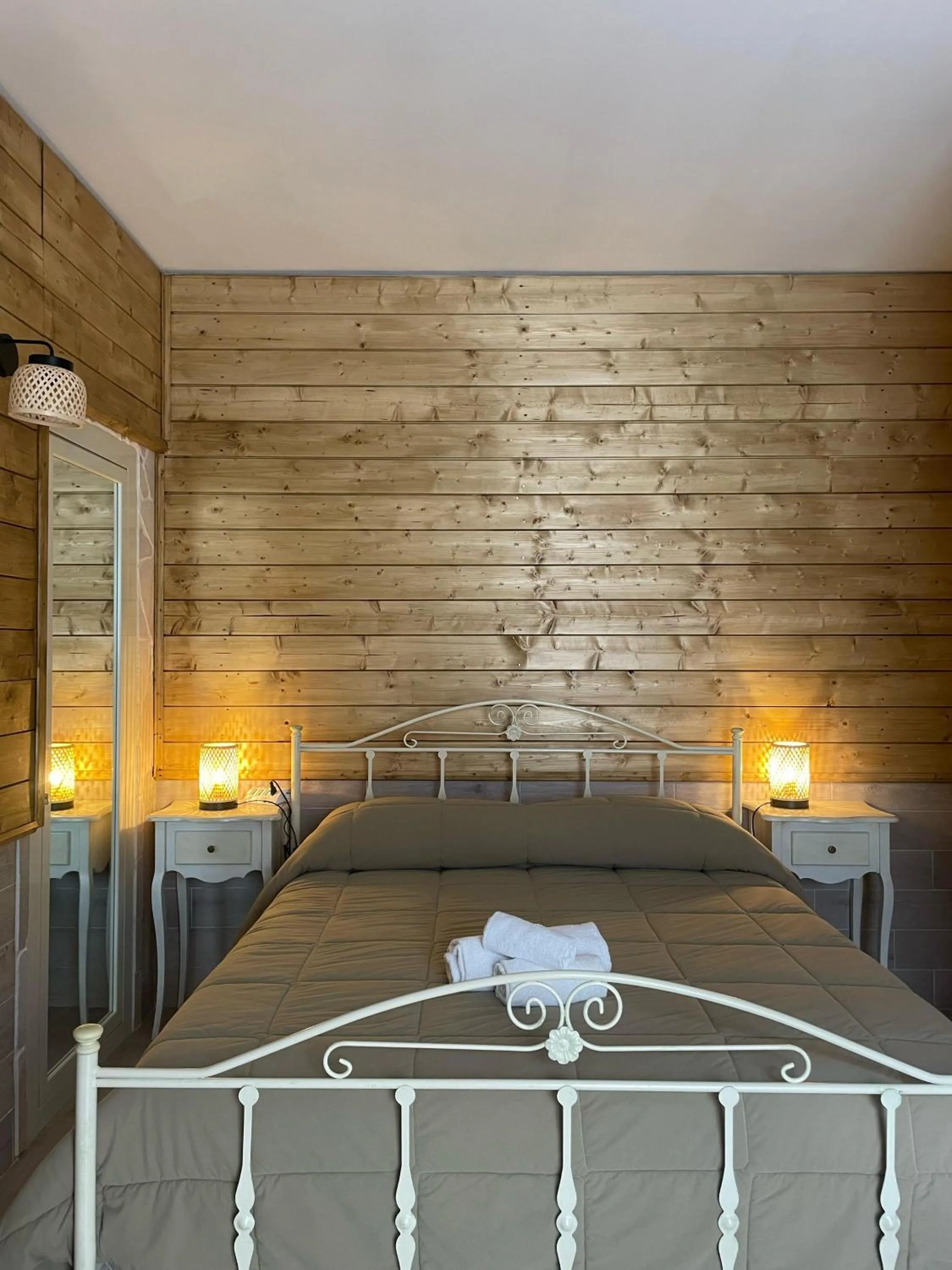 Photo of the whole room, Bed in Re Sole Resort&Spa