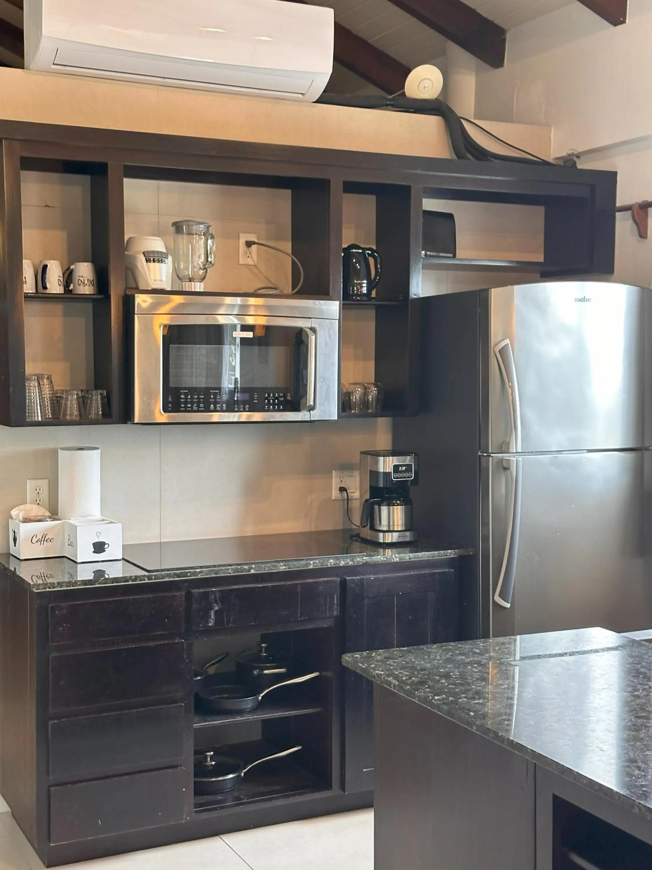 Kitchen or kitchenette in Maya Beach Hotel