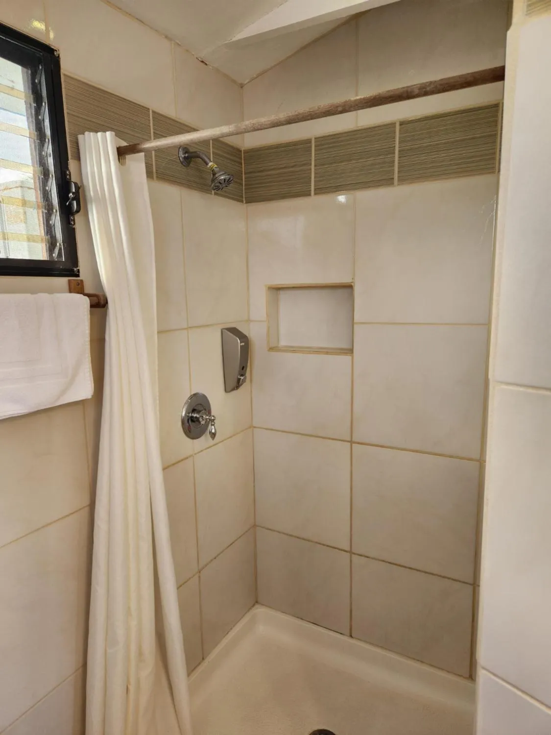 Bathroom in Maya Beach Hotel