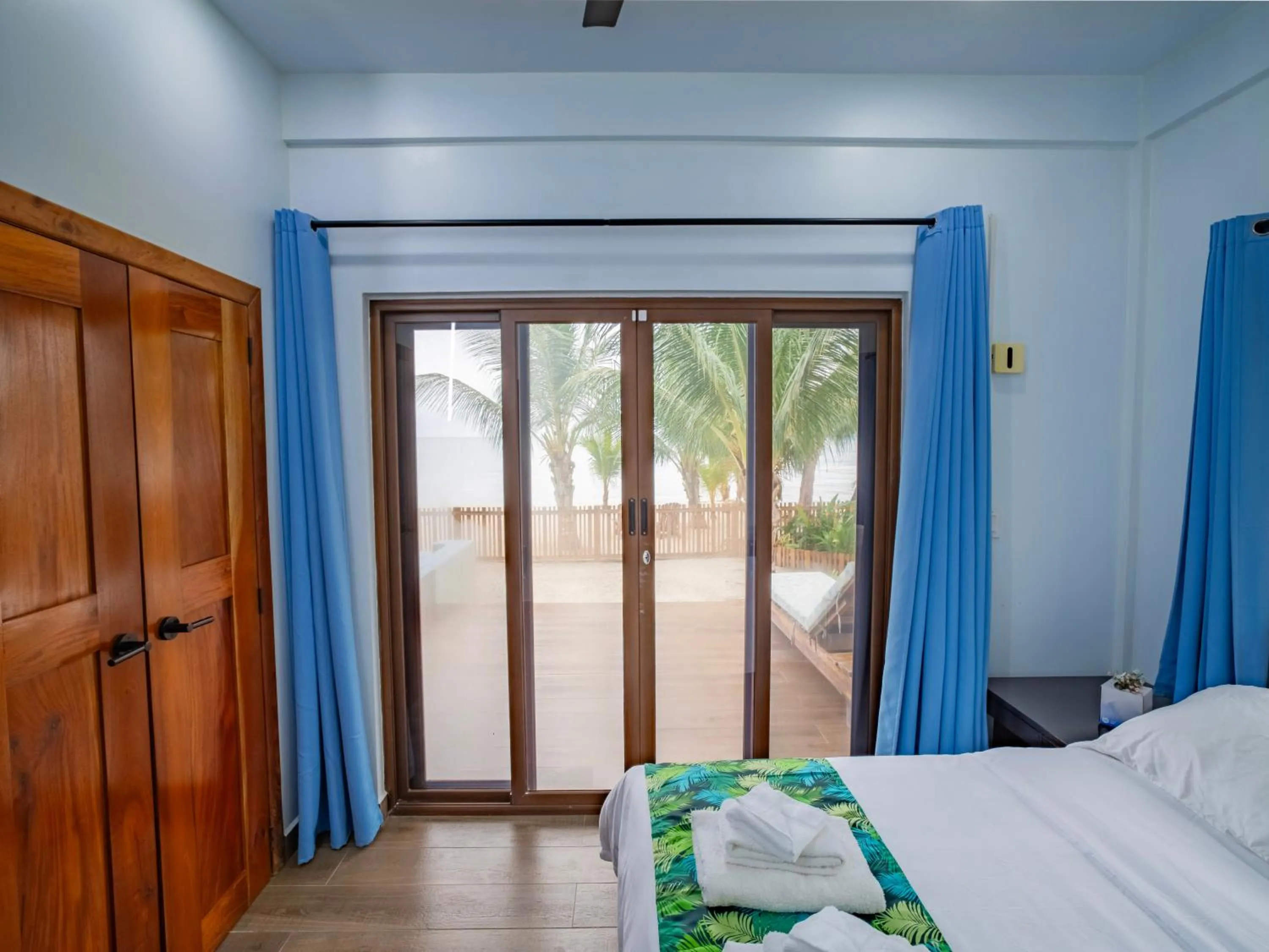 Sea view, Bed in Maya Beach Hotel