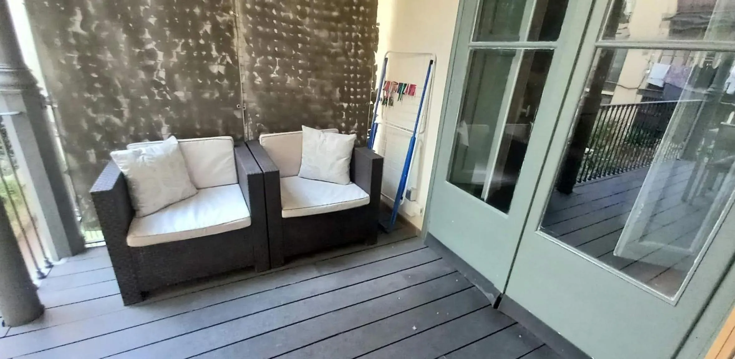 Patio in Great location with private terrace