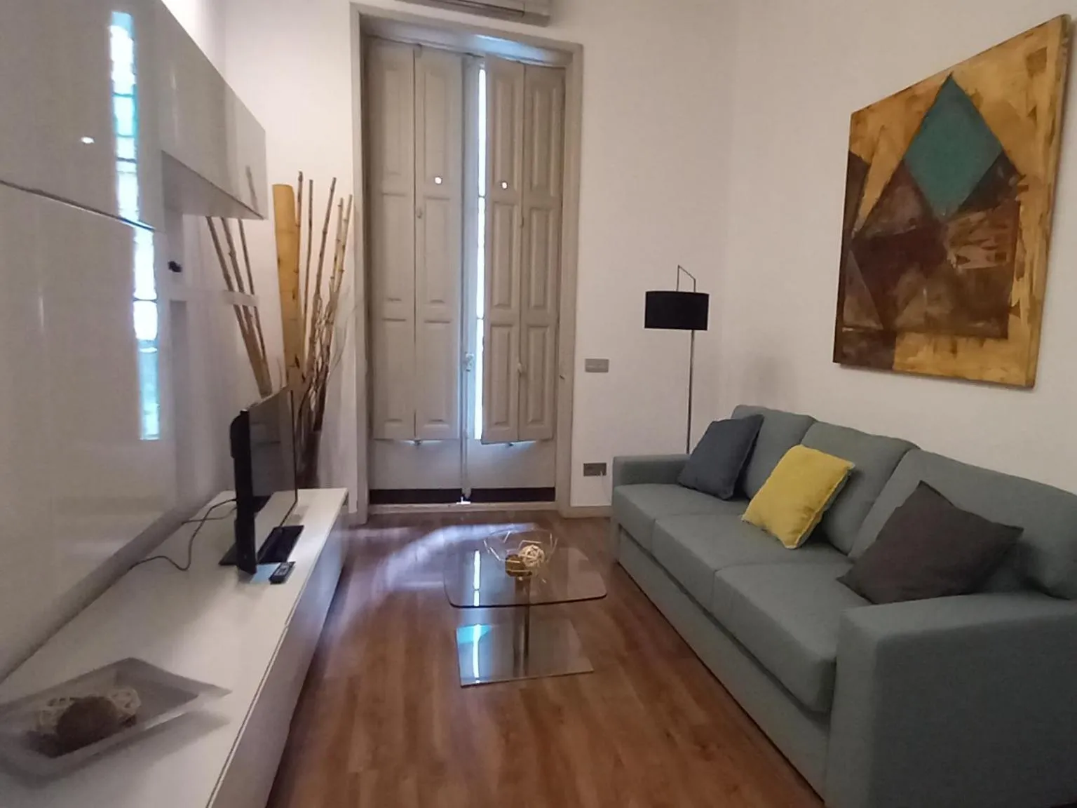 Living room in Great location with private terrace