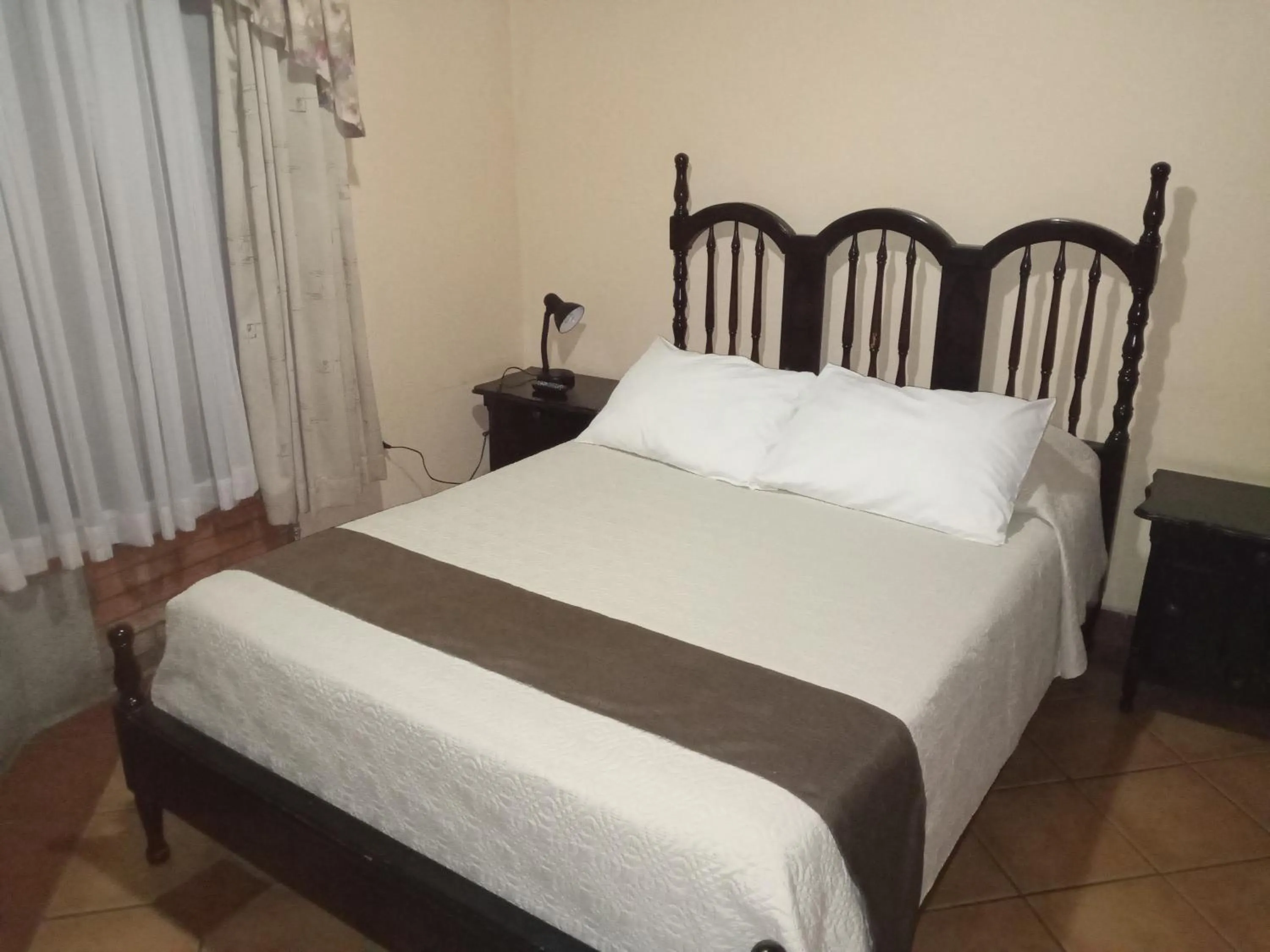 Photo of the whole room, Bed in Hotel Cibeles Resort