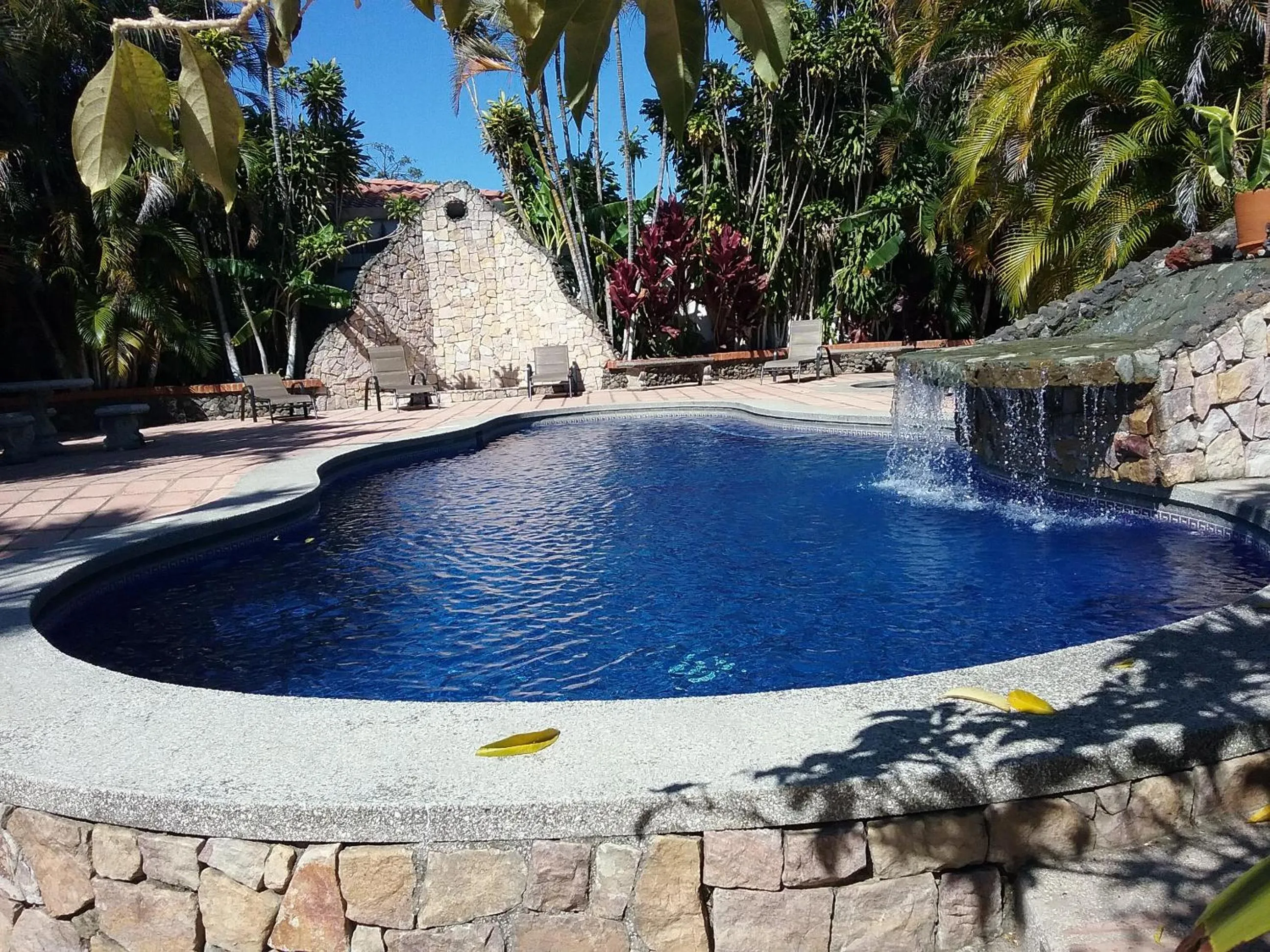 Swimming pool in Hotel Cibeles Resort