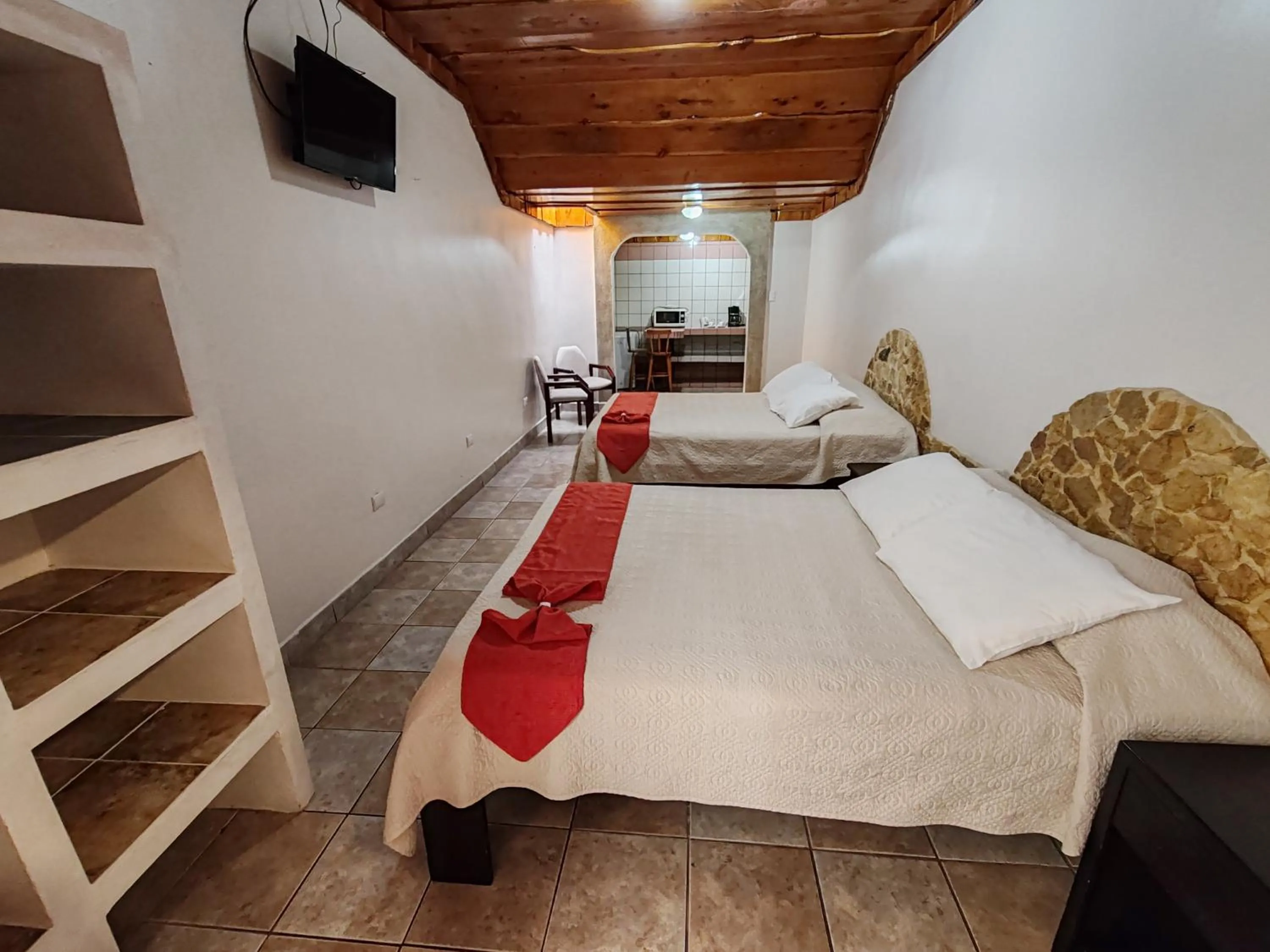 Photo of the whole room, Bed in Hotel Cibeles Resort