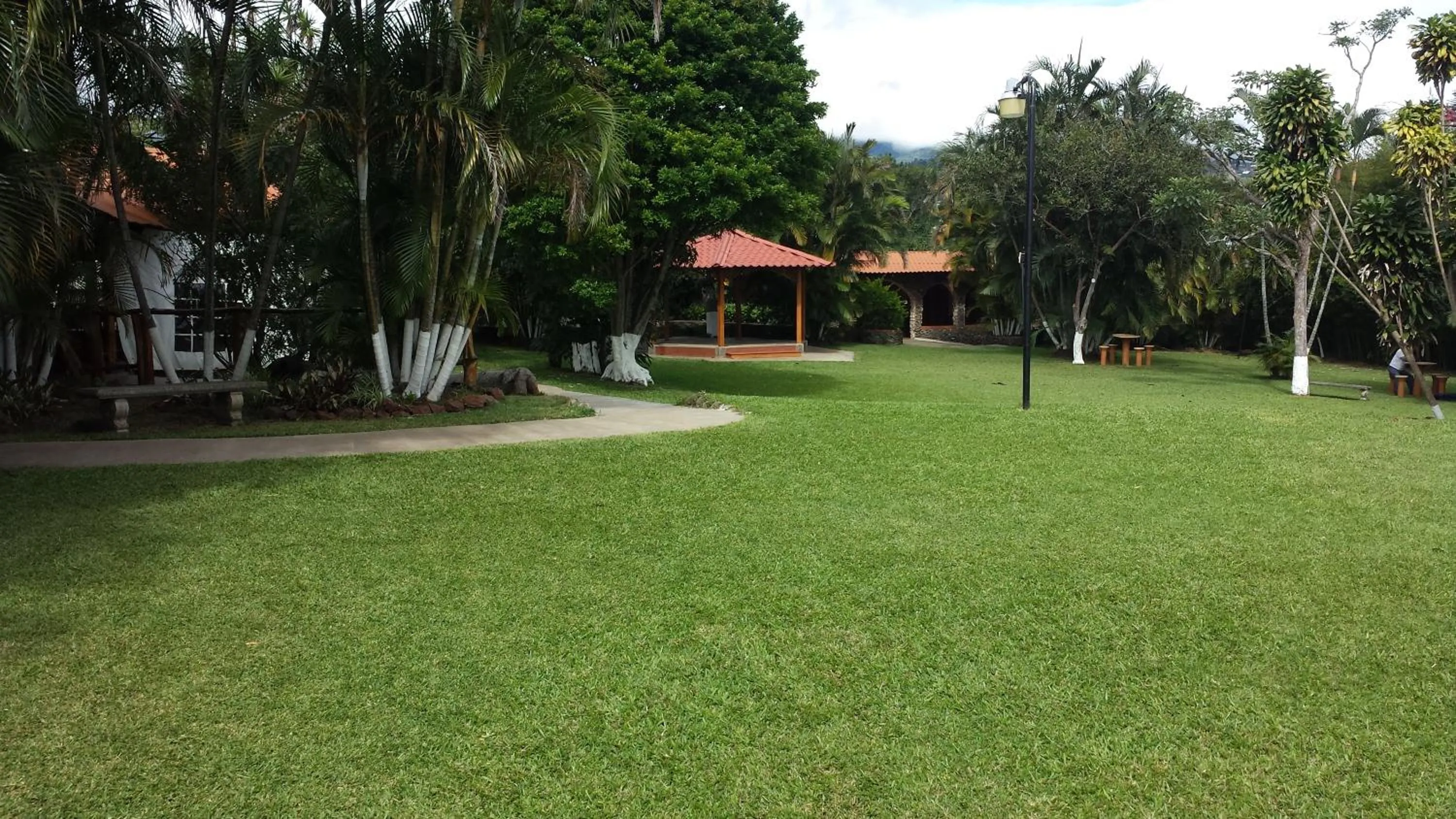 Garden in Hotel Cibeles Resort