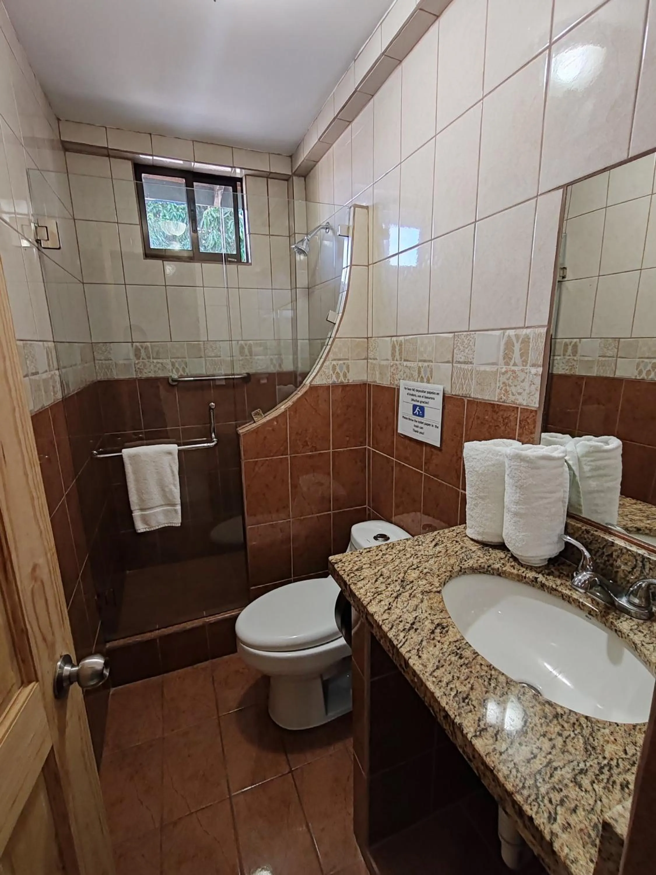 Bathroom in Hotel Cibeles Resort