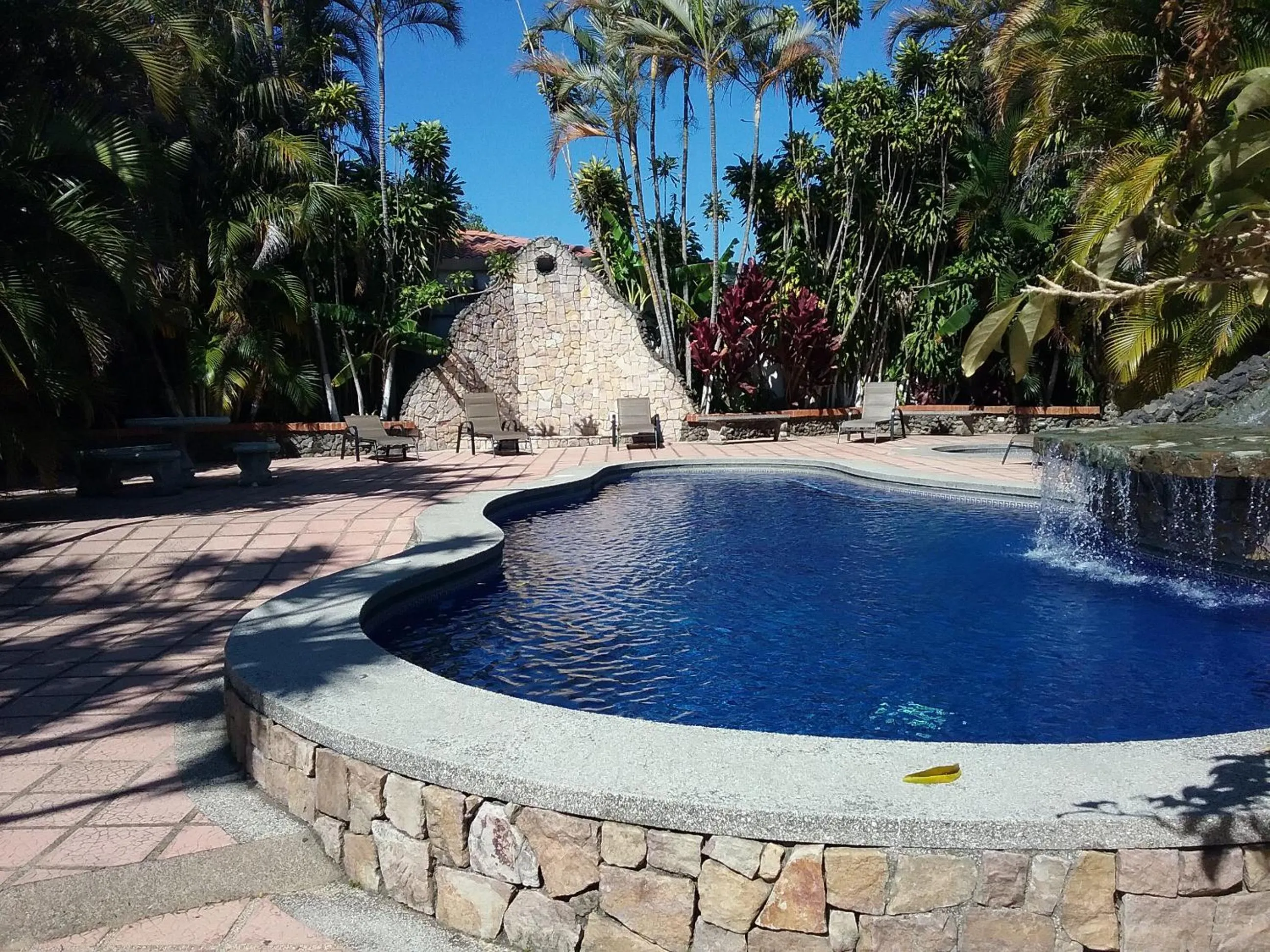 Swimming pool in Hotel Cibeles Resort