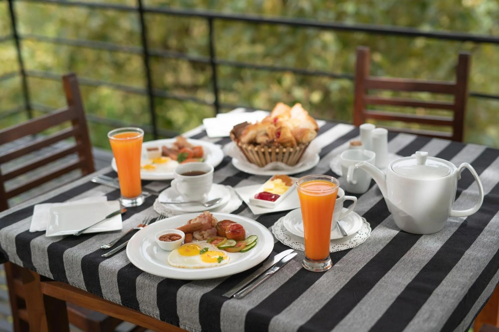 Breakfast in Melheim Kandy Villas