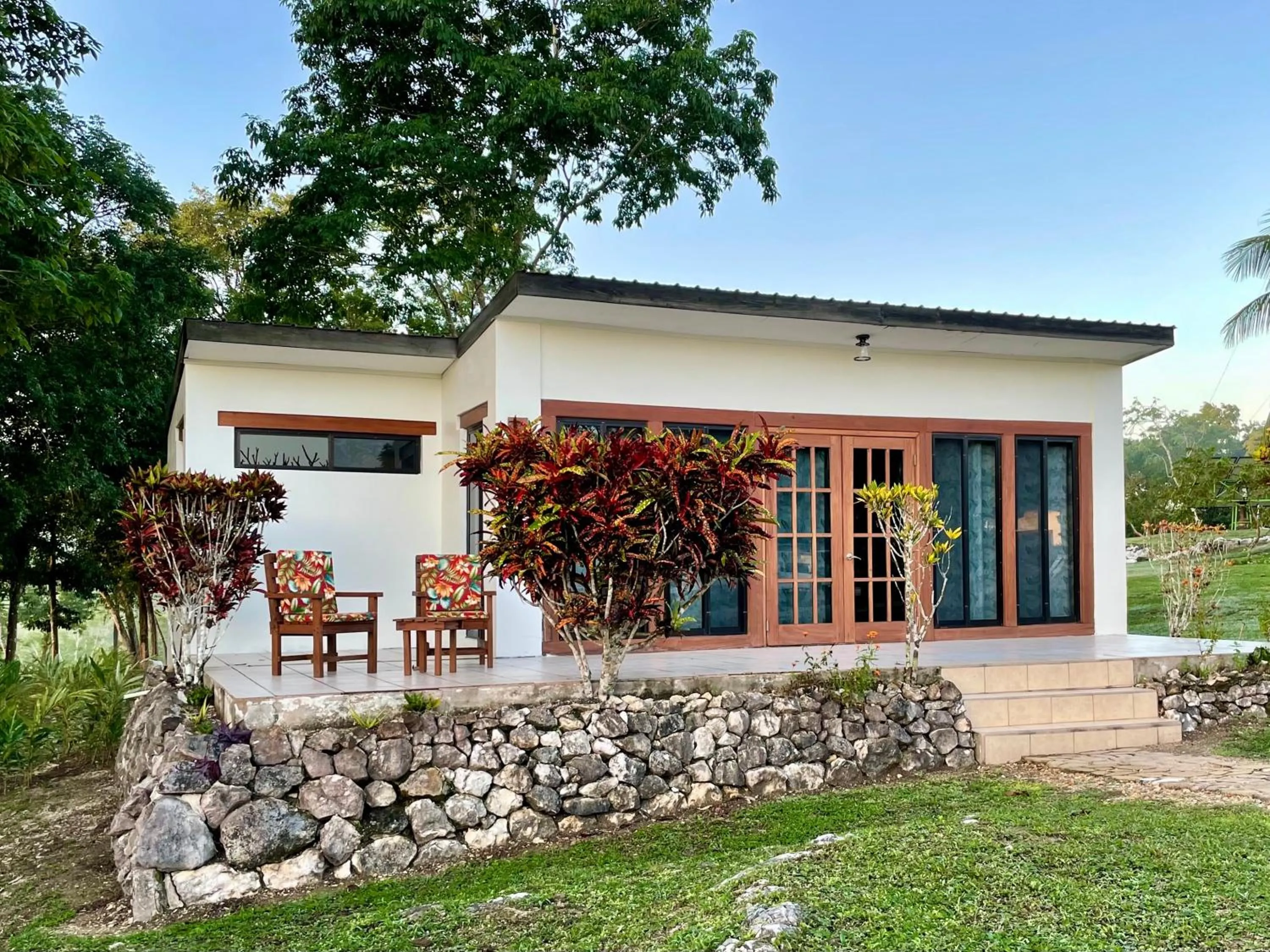 Patio in Gumbo Limbo Jungle Resort