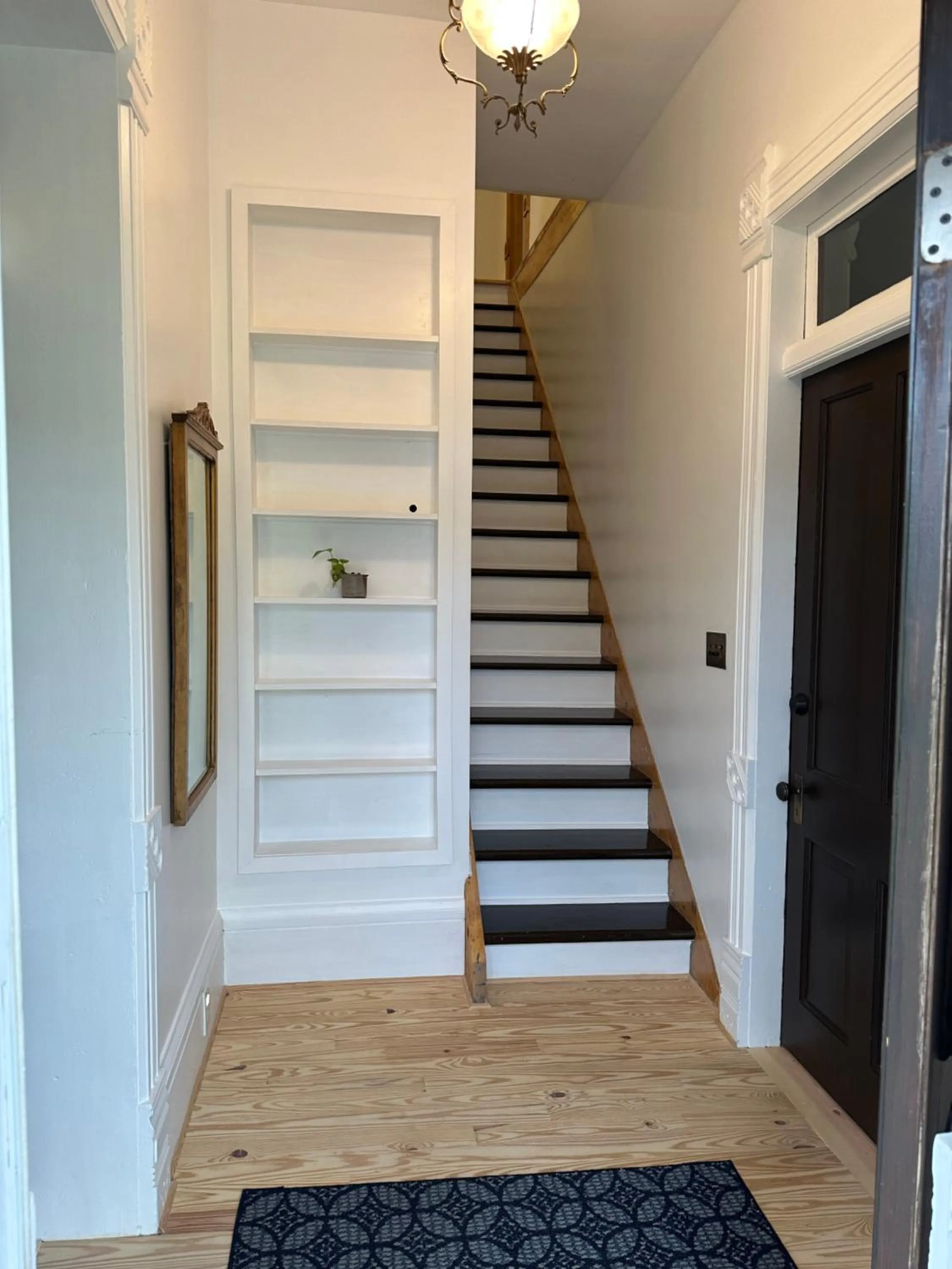 Facade/entrance in The Cottage at 241 North