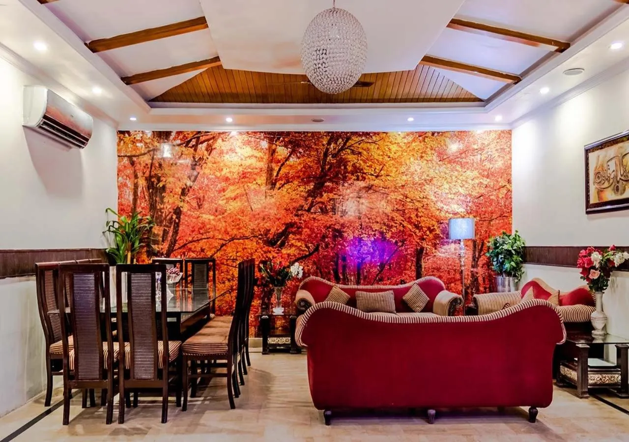 TV and multimedia in Rose Palace Hotel, Garden Town