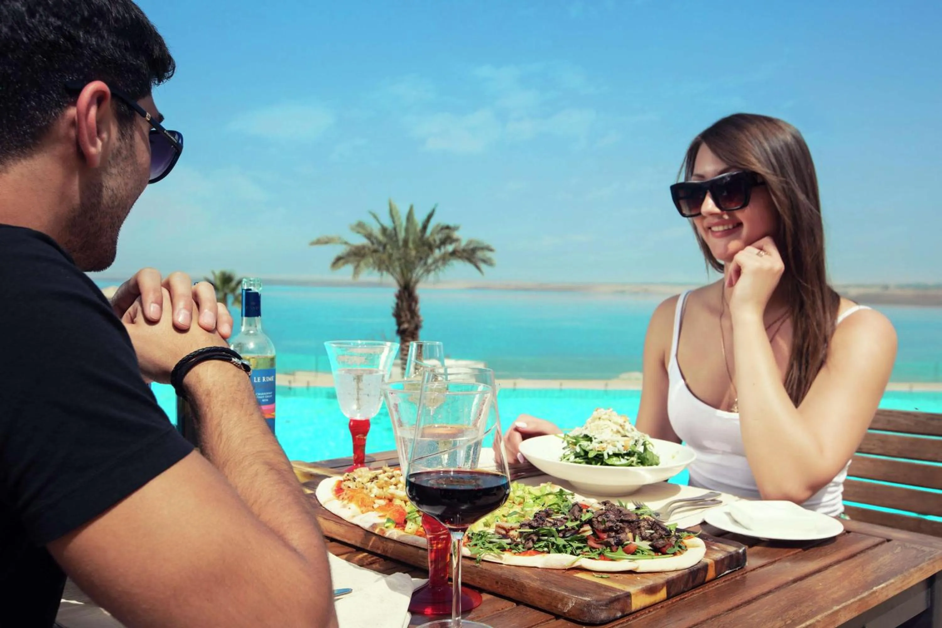 Restaurant/places to eat in Hilton Dead Sea Resort & Spa