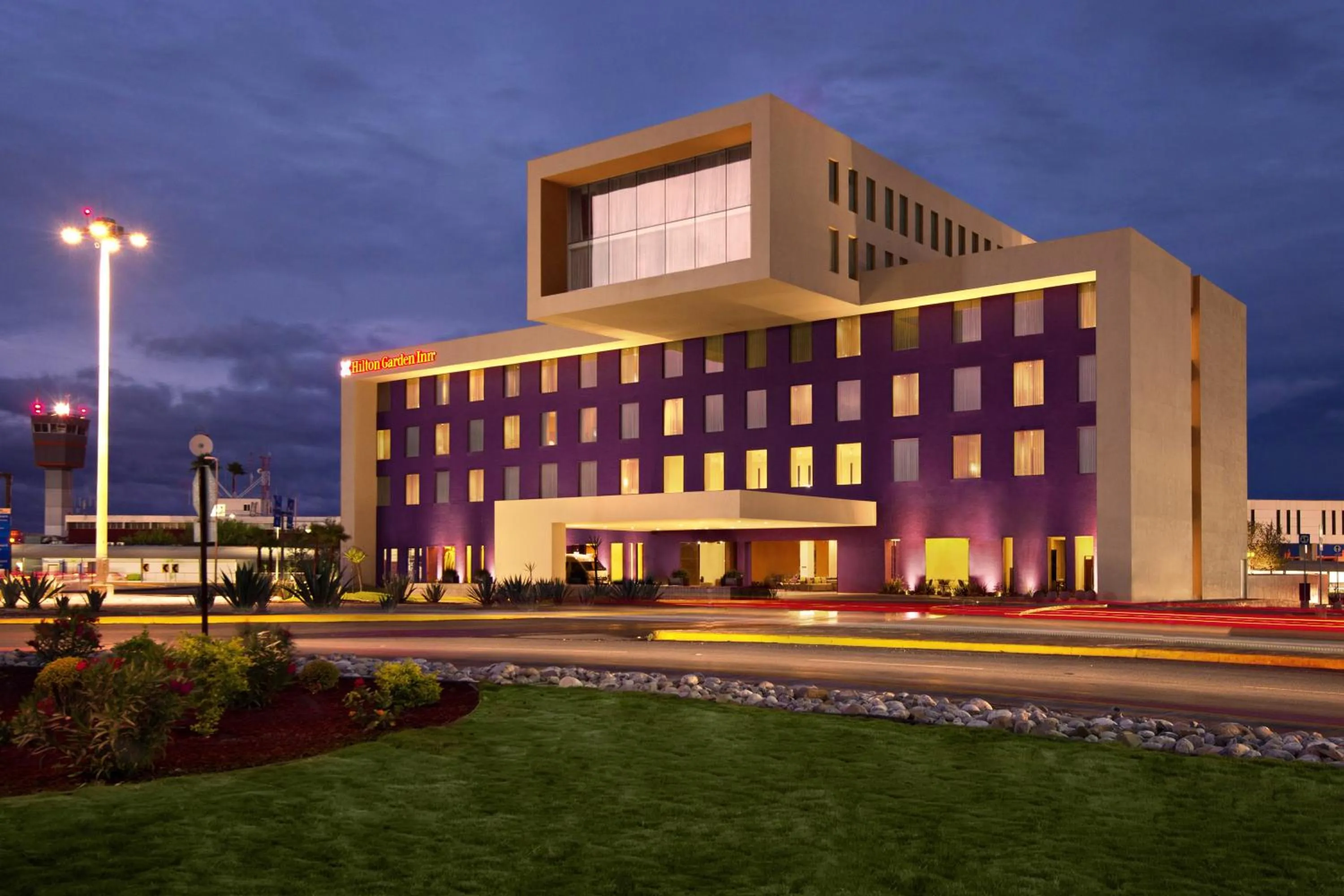 Facade/entrance in Hilton Garden Inn Monterrey Airport