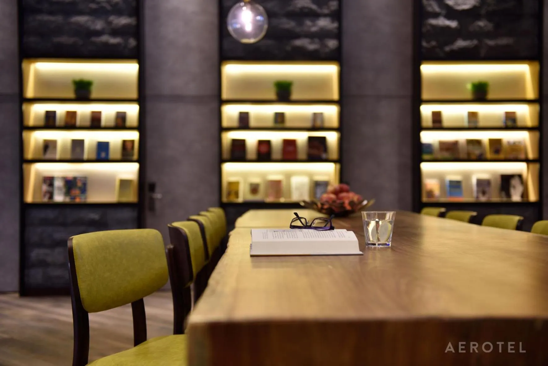 Lounge or bar in Aerotel Singapore - Transit Hotel in Terminal 1