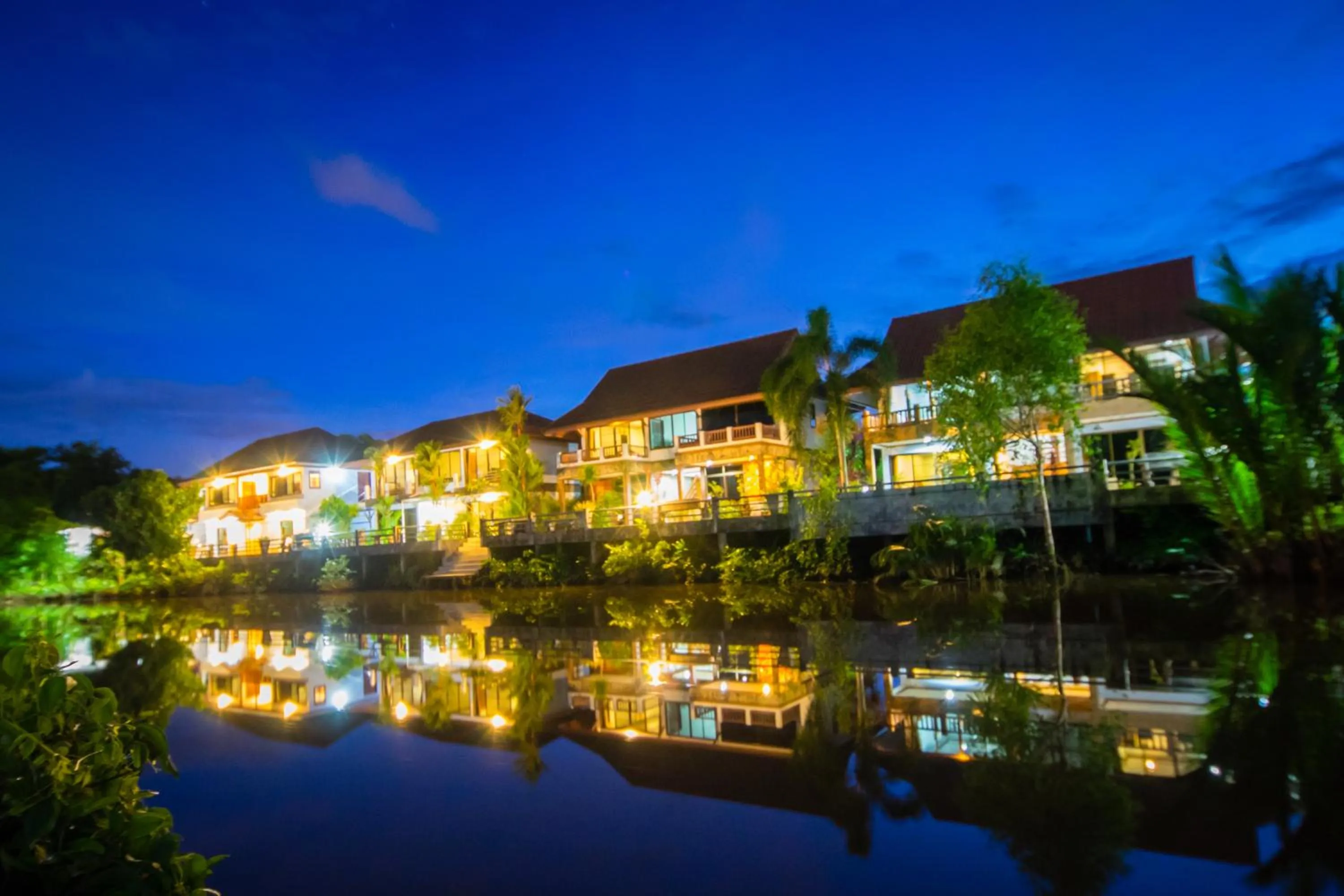 Night in BaanRimNam Resort Trat