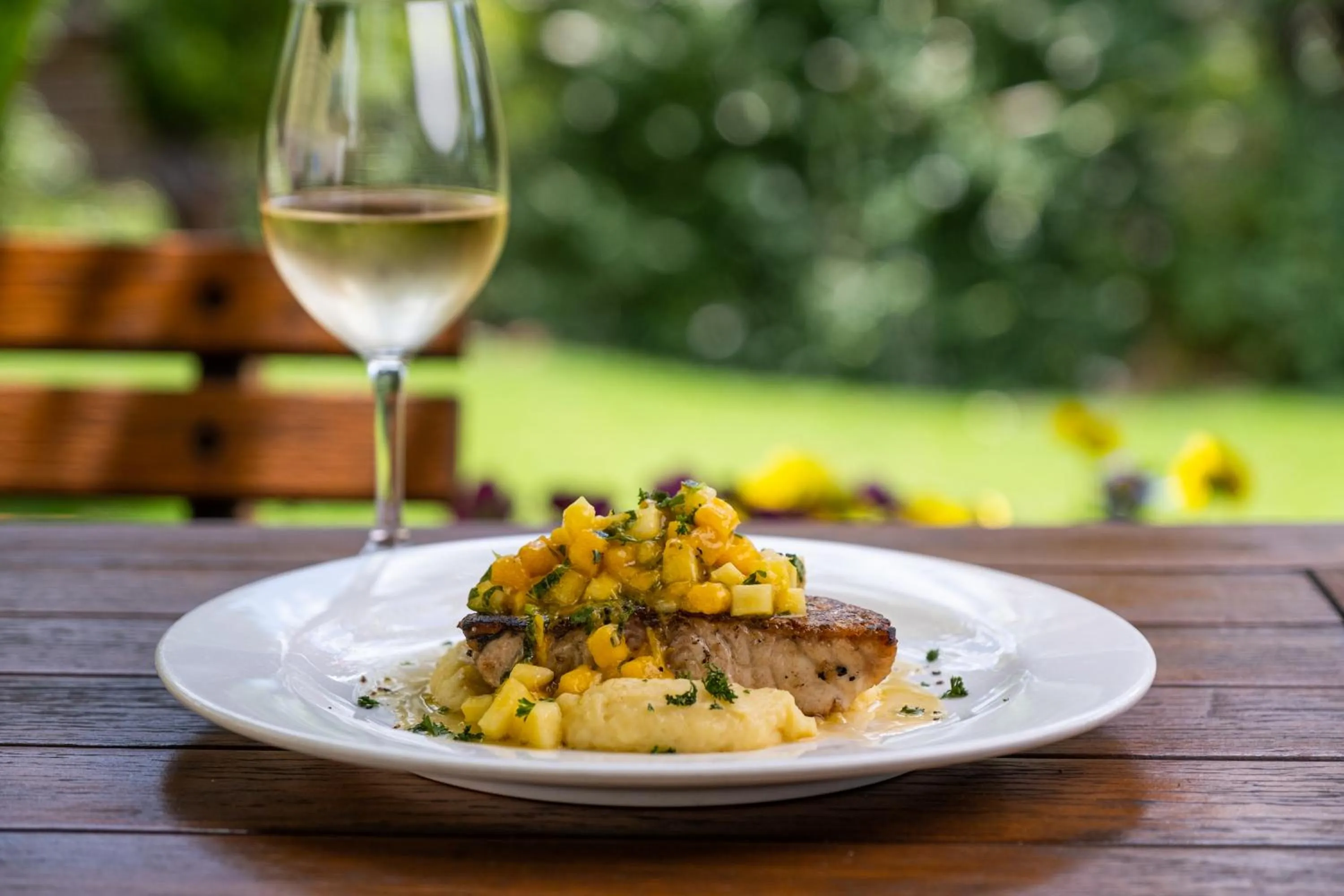 Meals in Peel Inn Hotel Nundle