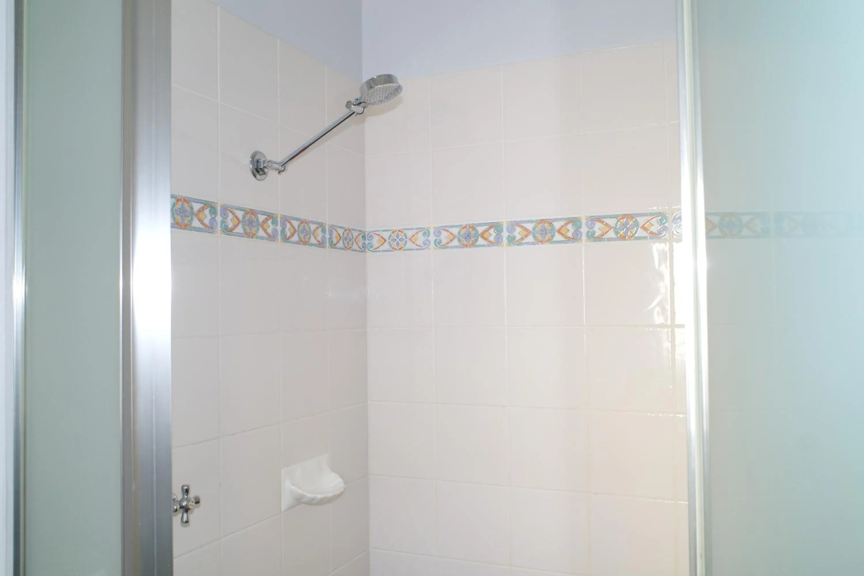 Shower in Port Macquarie Hotel