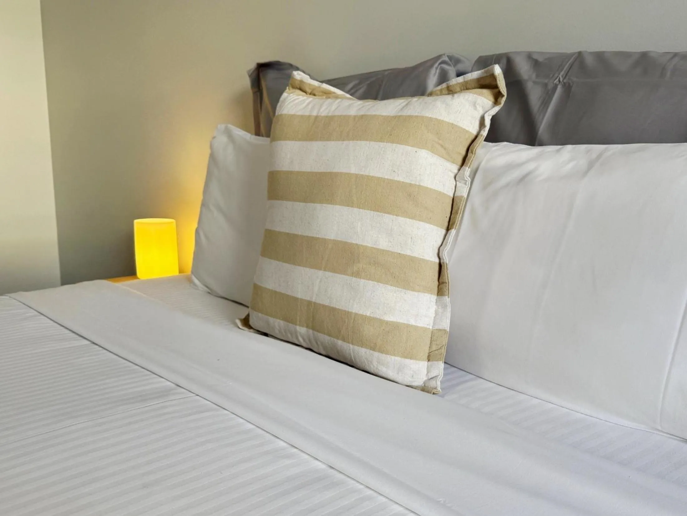 Bed in Port Macquarie Hotel