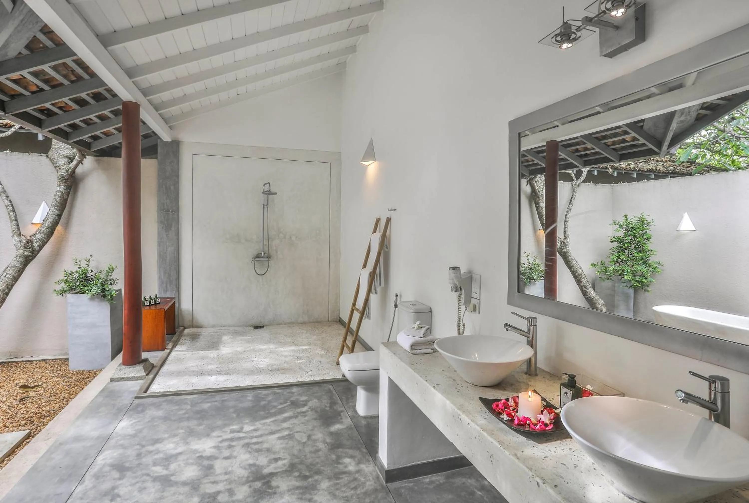 Shower in The Frangipani Tree by Edwards Collection - Thalpe