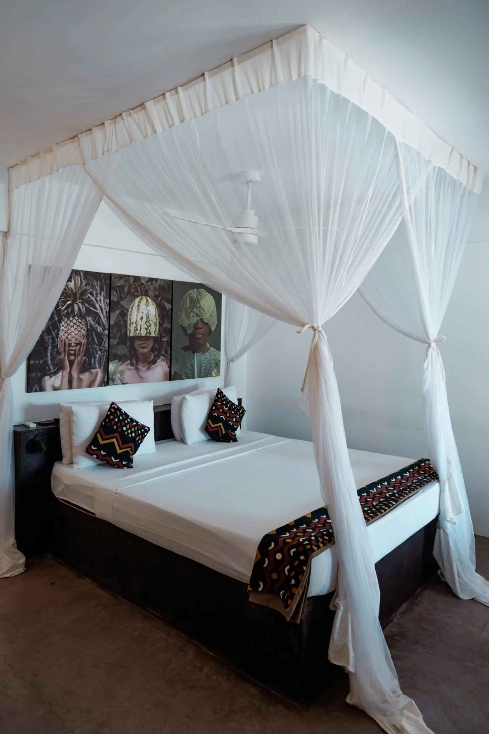 Bed in Mwezi Boutique Resort