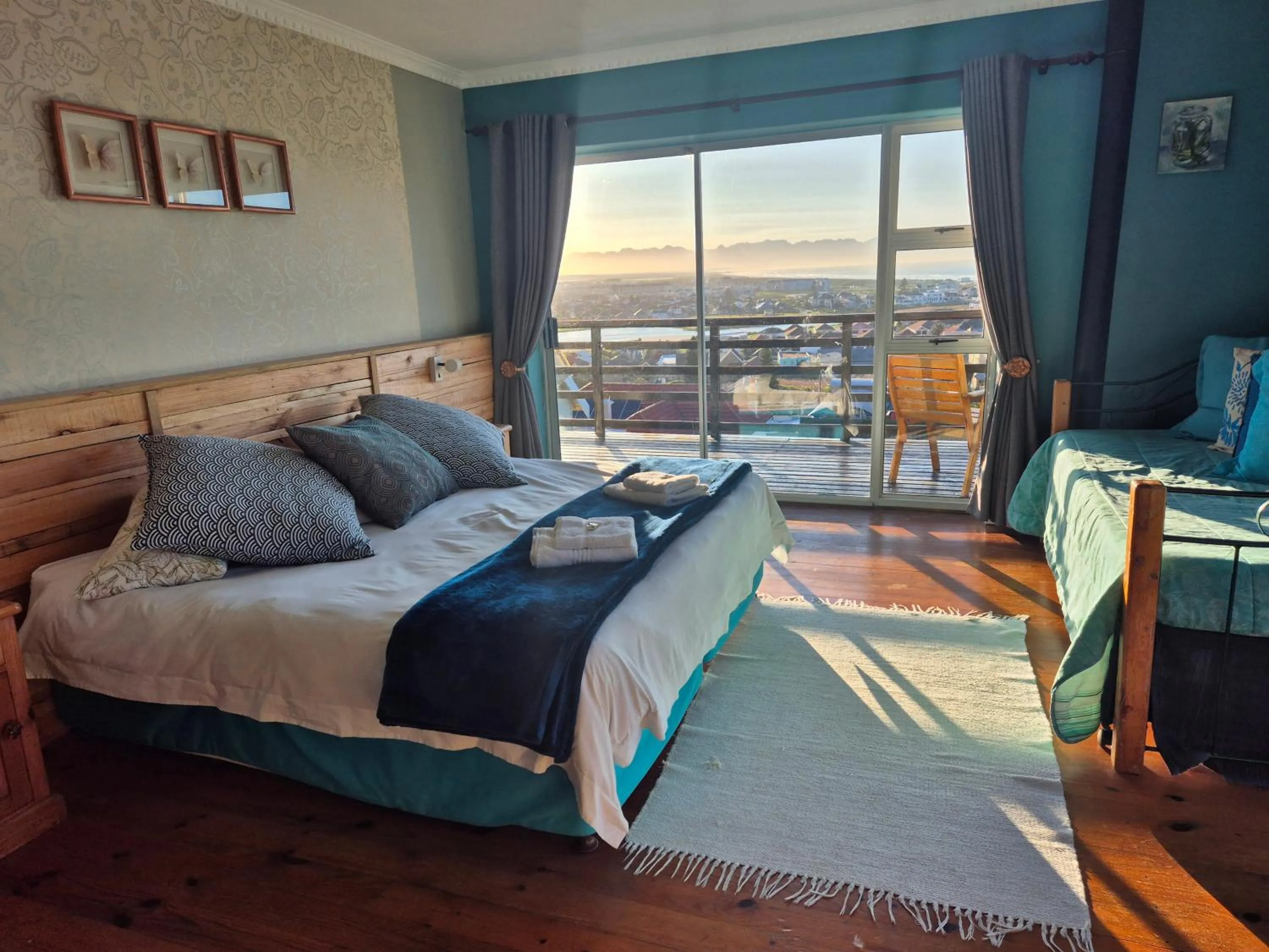 Bed in Bluebottle Guesthouse