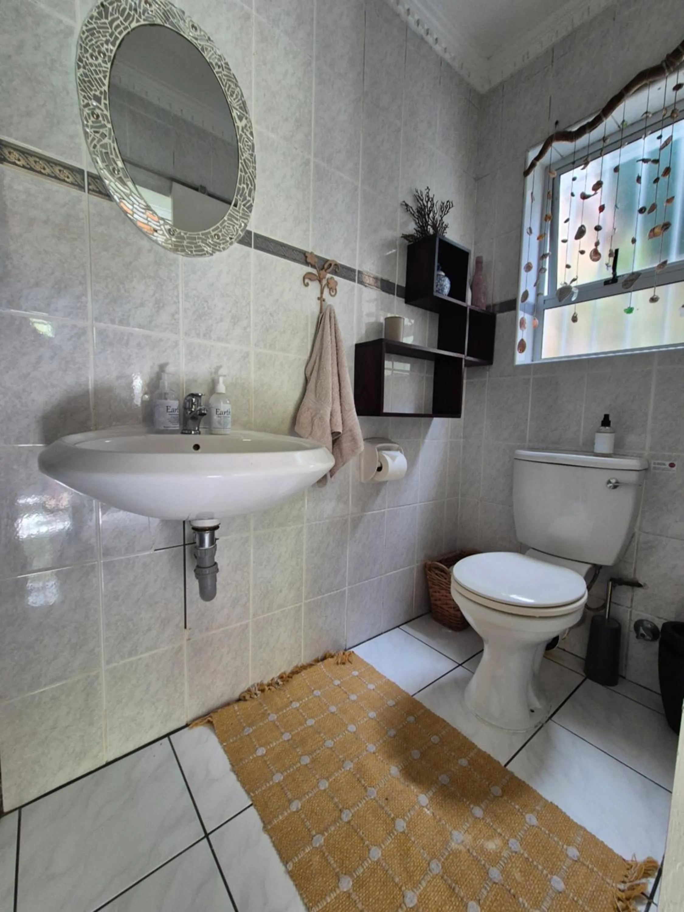Bathroom in Bluebottle Guesthouse