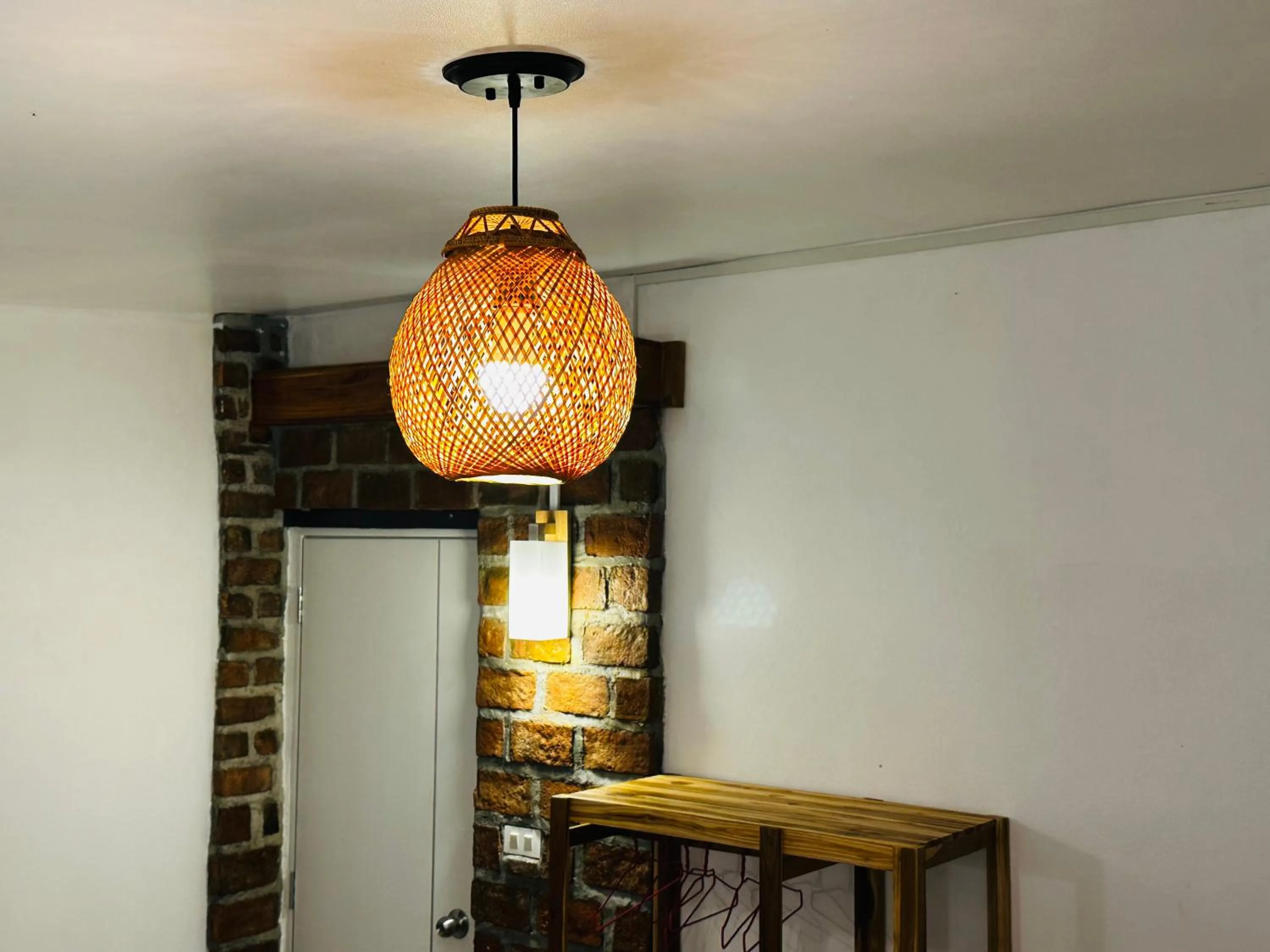 Koh Jum Bungalow & Hostel