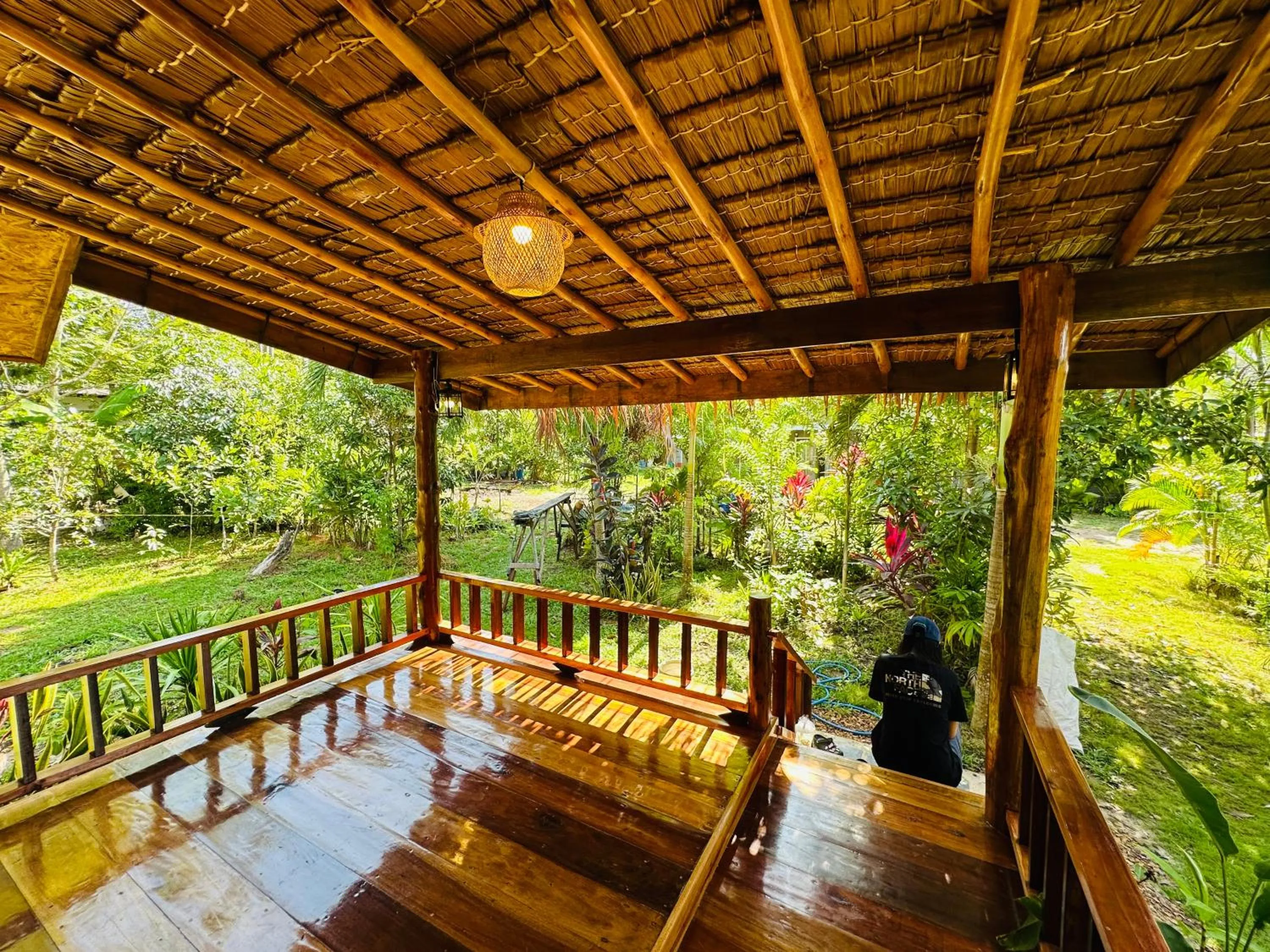 Koh Jum Bungalow & Hostel