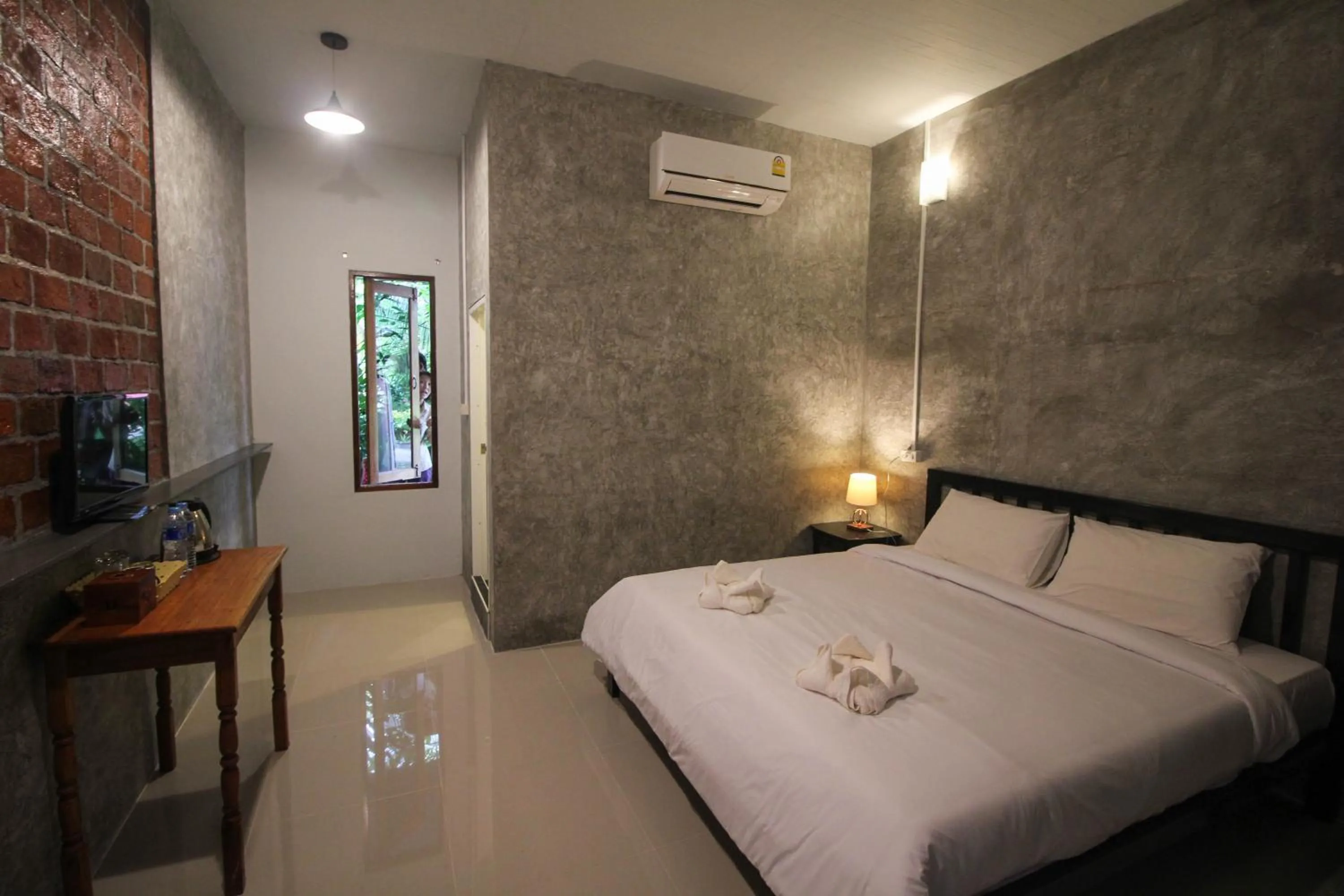 Bed in Koh Jum Bungalow & Hostel
