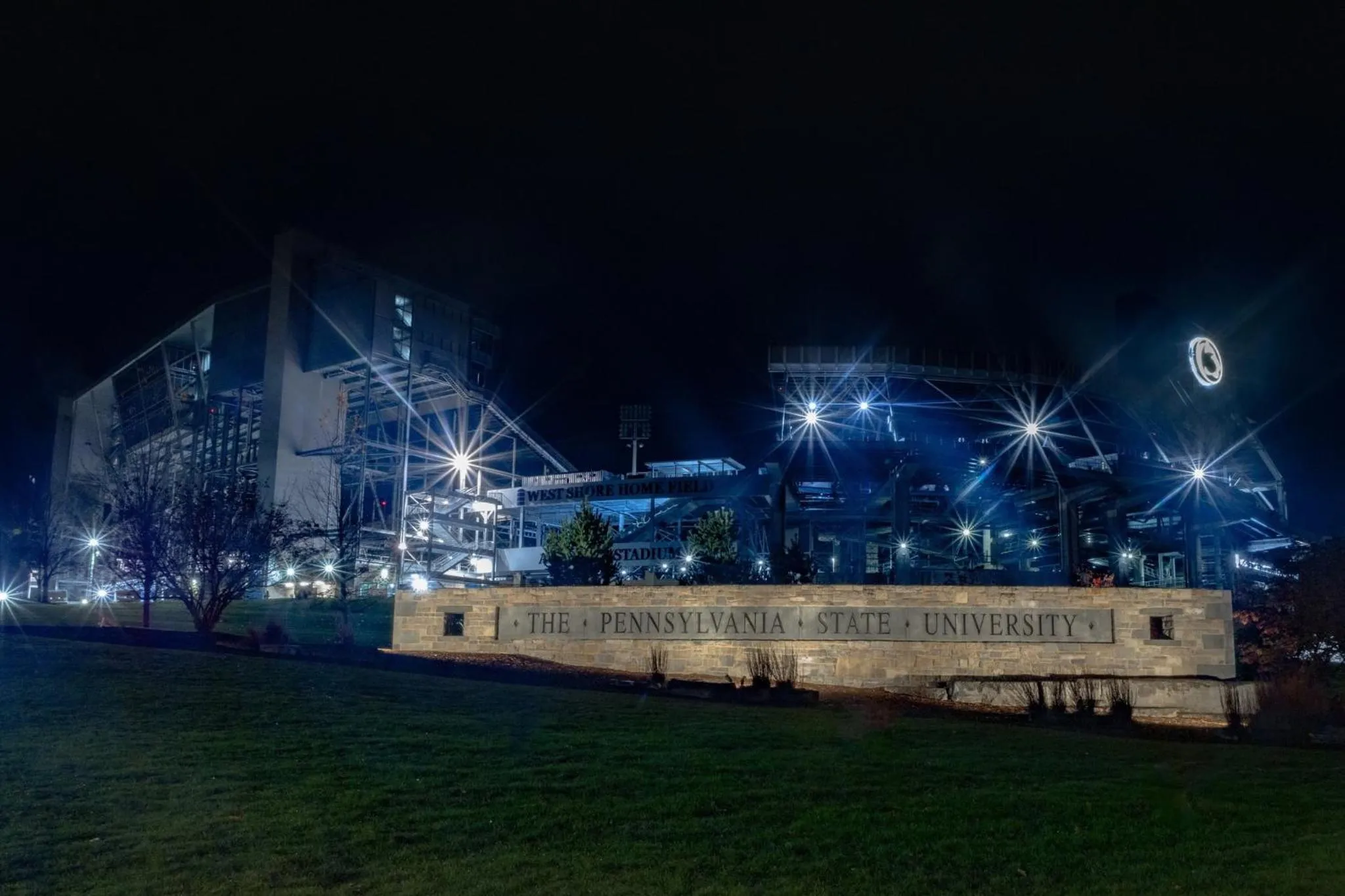 Area and facilities in avid hotel Bellefonte by IHG