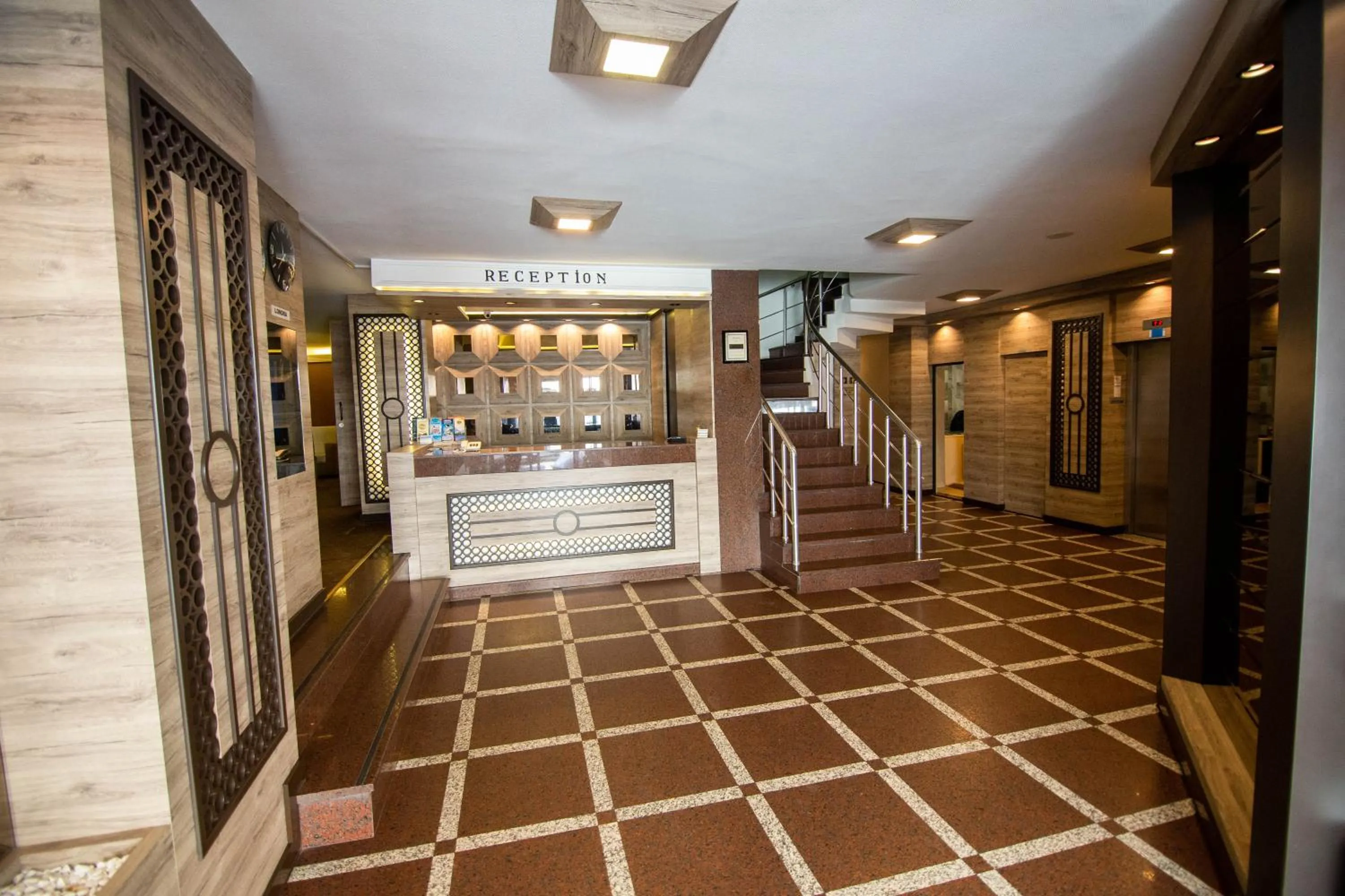 Lobby or reception in Sahinler Hotel