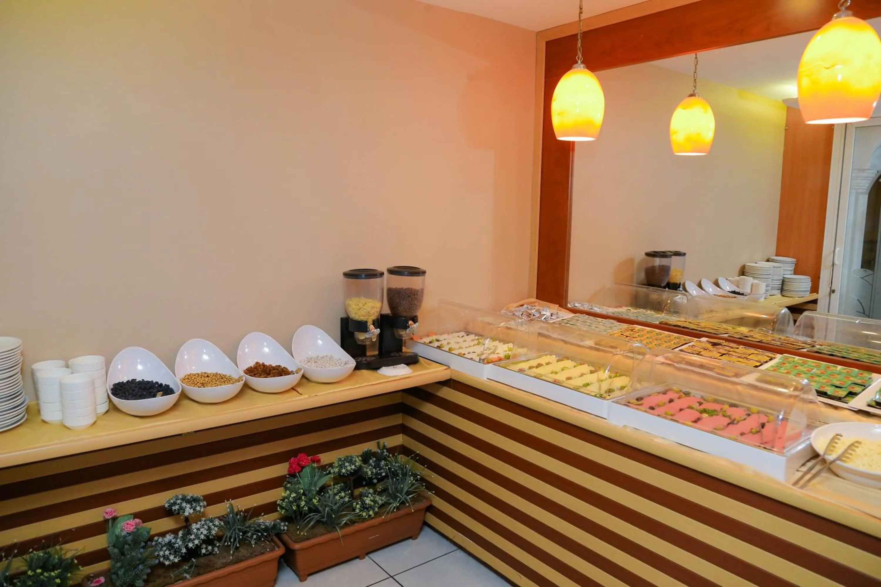 Breakfast in Sahinler Hotel