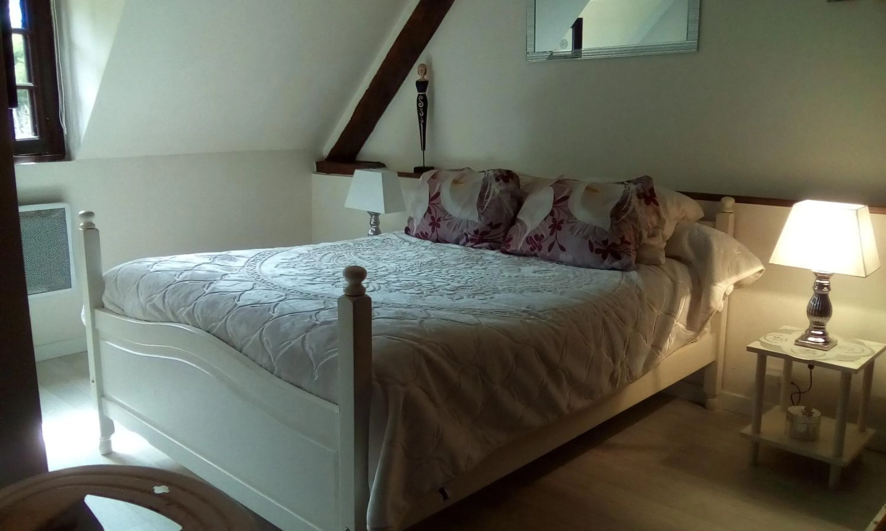 Bed in Fleur De Soleil