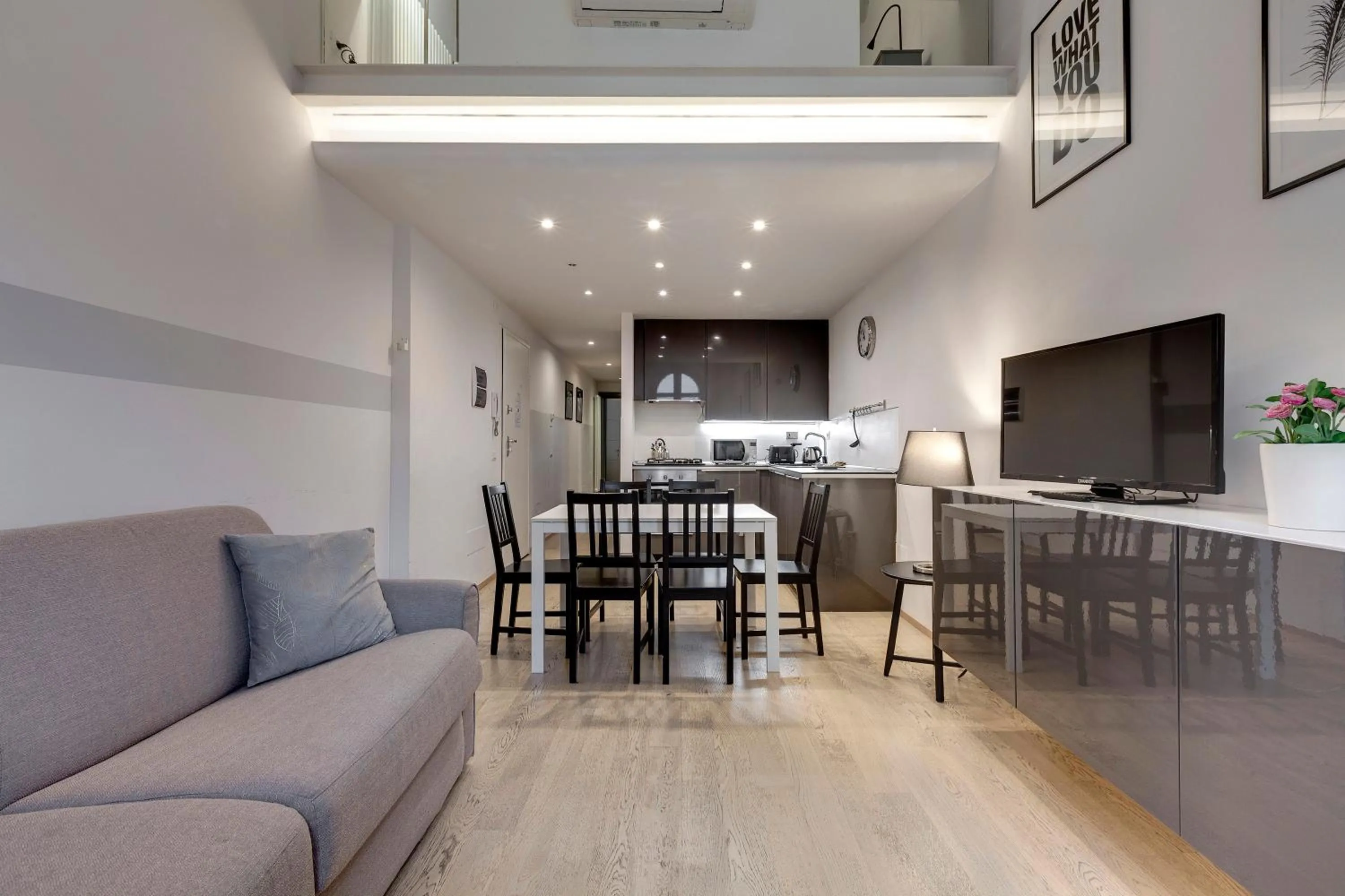 San Zanobi Apartments by Mamo Florence